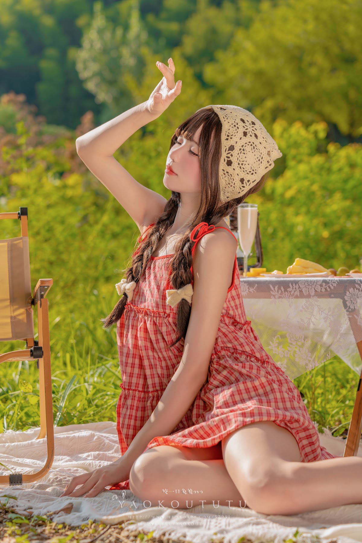 Coser@黏黏团子兔 – 绿野茶会 Lovesick Girls - P37