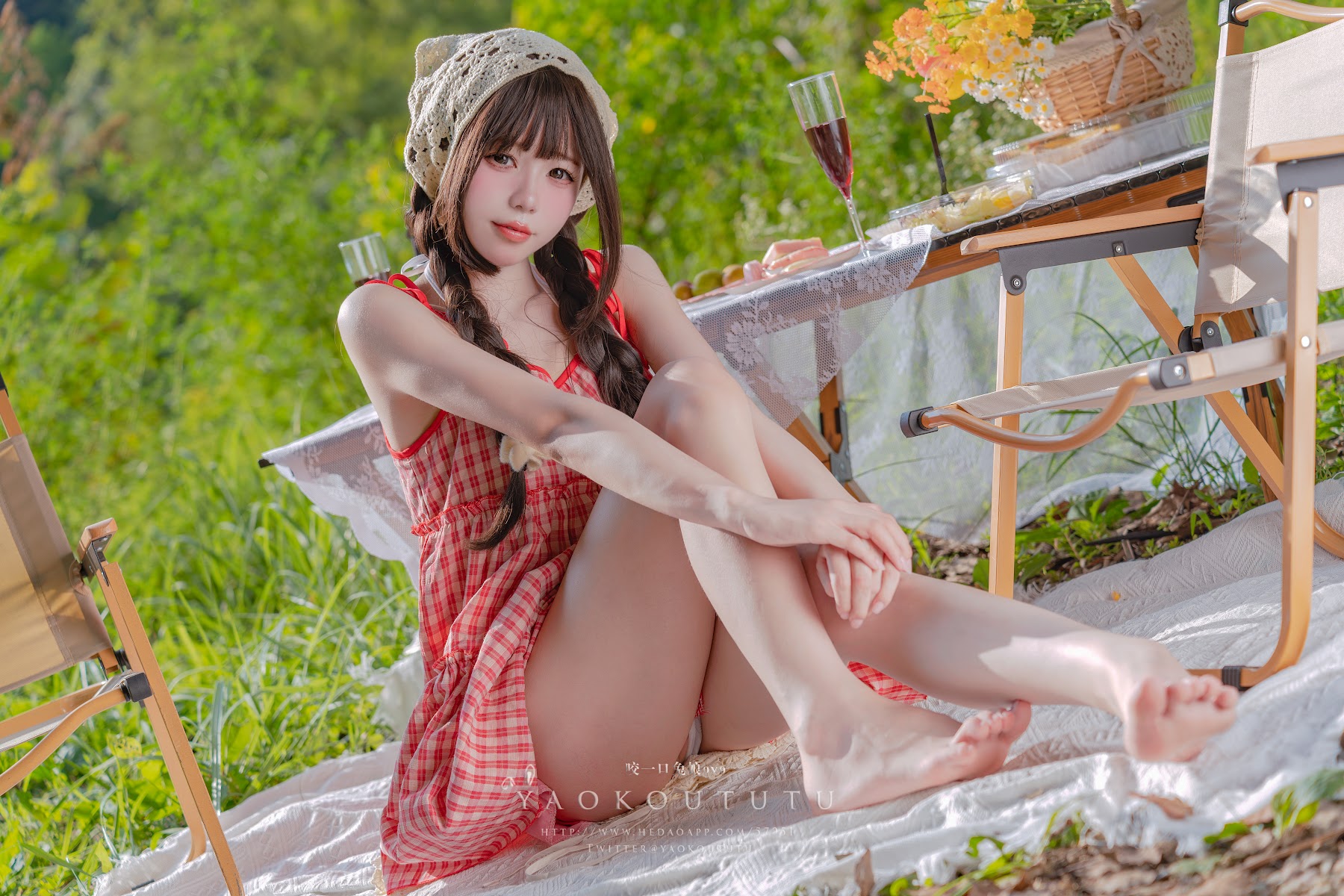 Coser@黏黏团子兔 – 绿野茶会 Lovesick Girls - P41