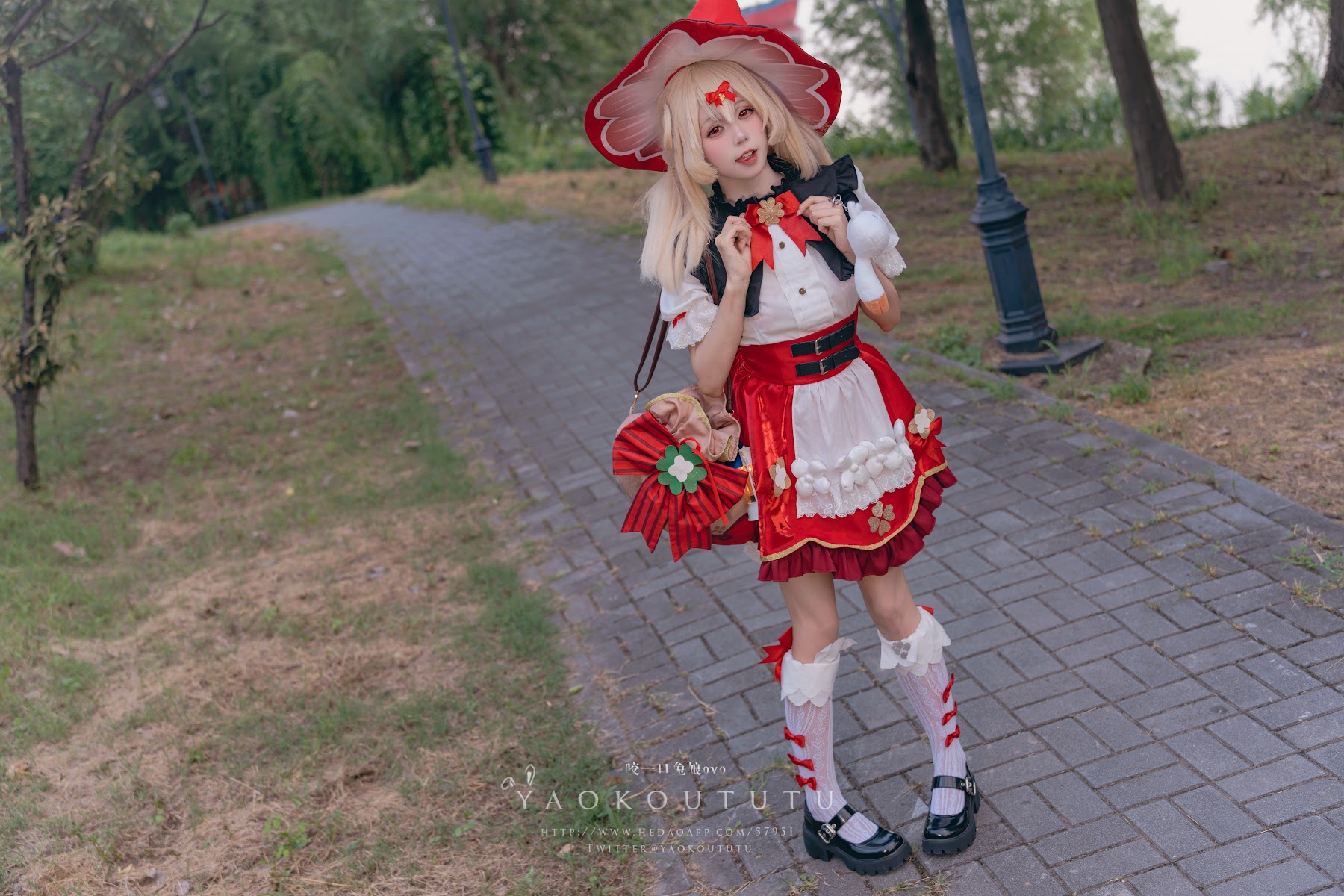 Coser@黏黏团子兔 – 琪花星烛·可莉 可莉炸鱼舞 - P64