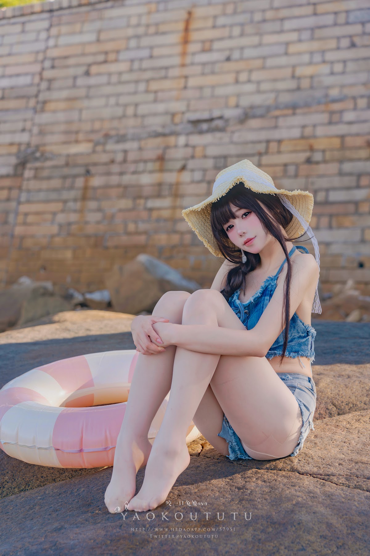 Coser@黏黏团子兔 – 海の夏日 Shotgun - P28