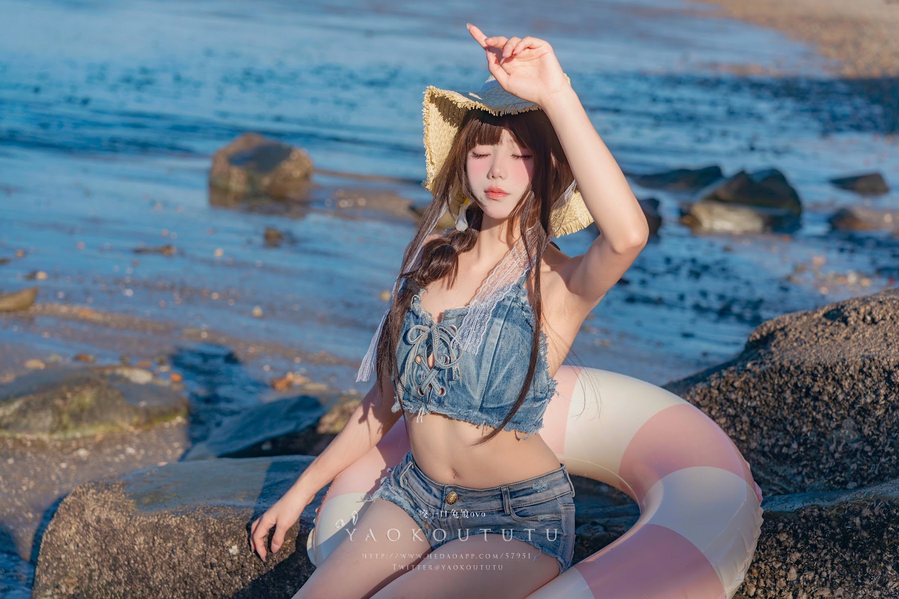 Coser@黏黏团子兔 – 海の夏日 Shotgun - P2