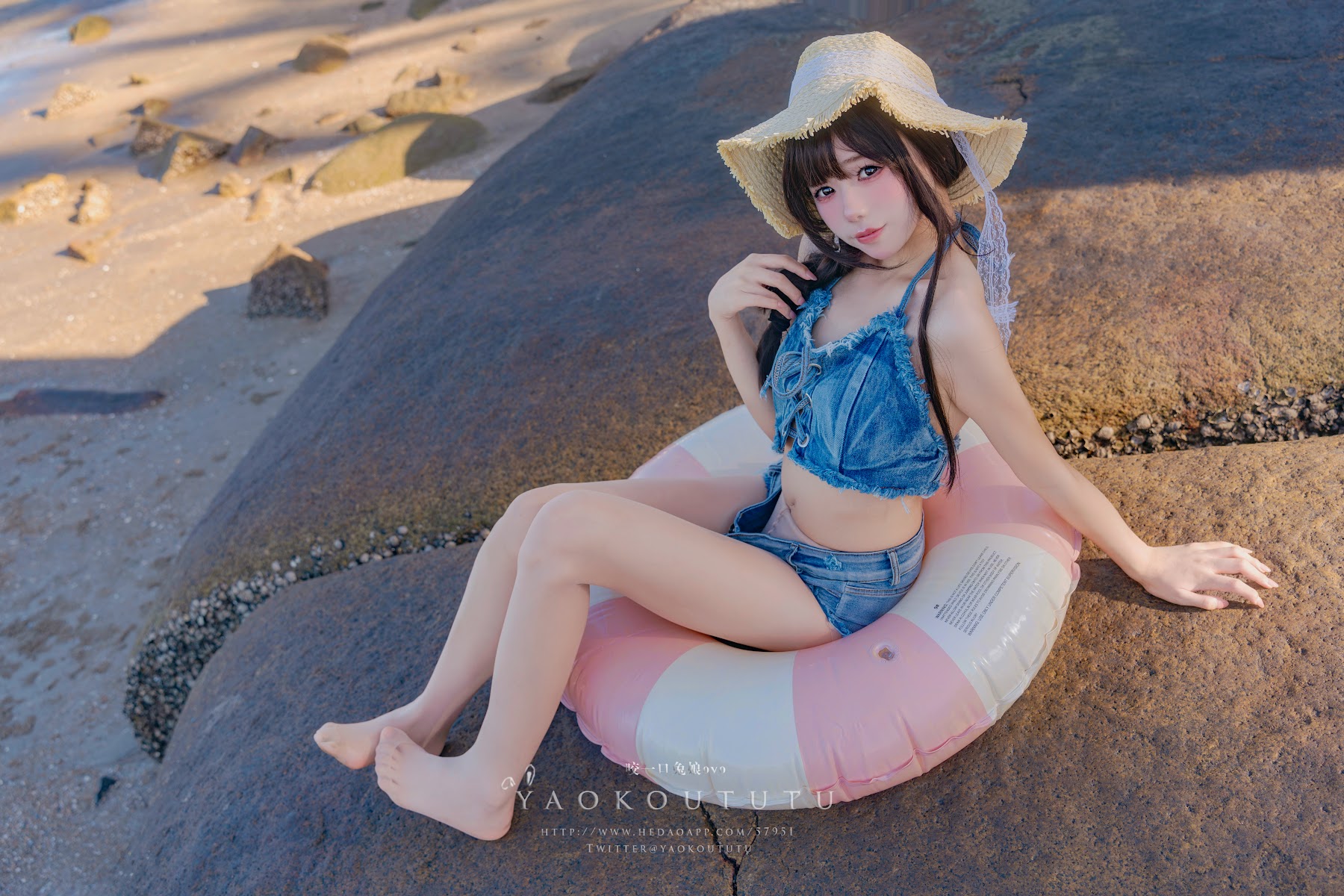 Coser@黏黏团子兔 – 海の夏日 Shotgun - P30