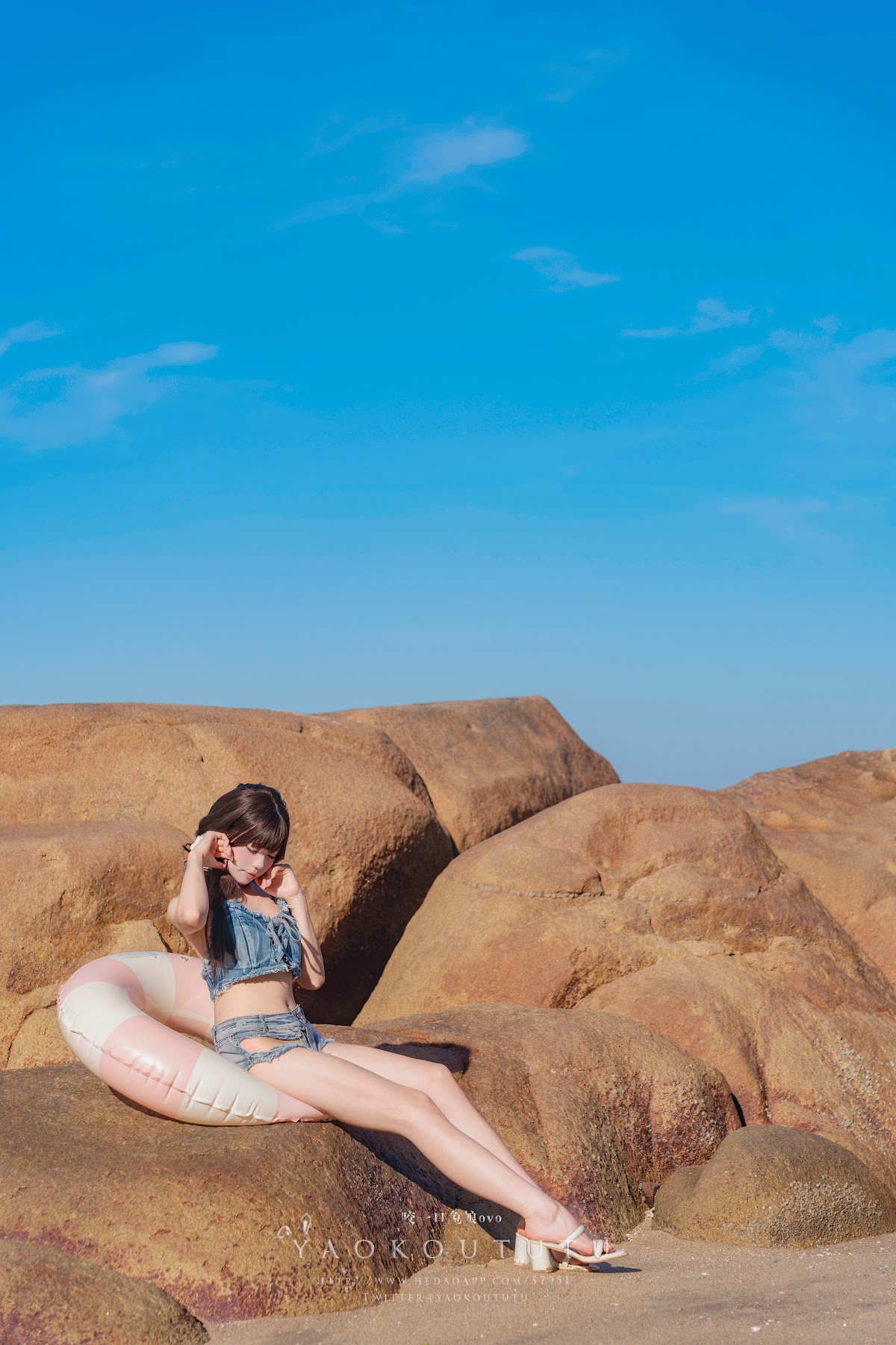 Coser@黏黏团子兔 – 海の夏日 Shotgun - P39