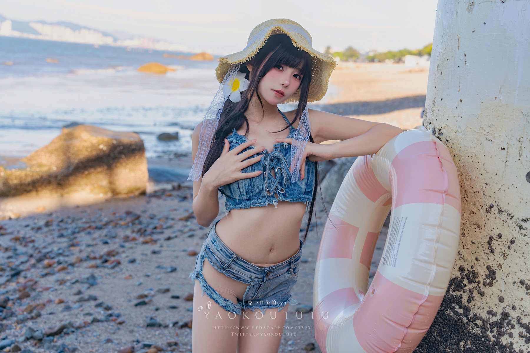 Coser@黏黏团子兔 – 海の夏日 Shotgun - P4
