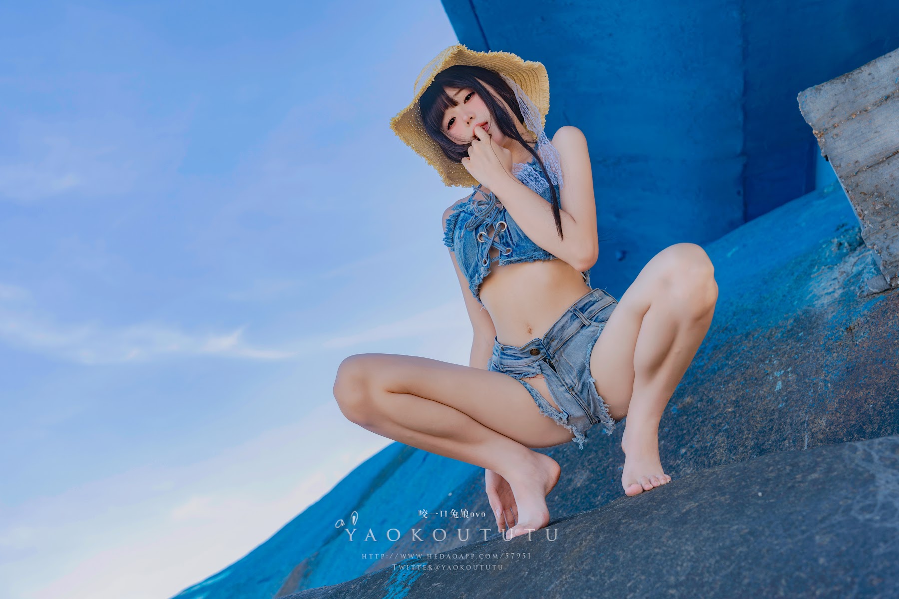 Coser@黏黏团子兔 – 海の夏日 Shotgun - P65