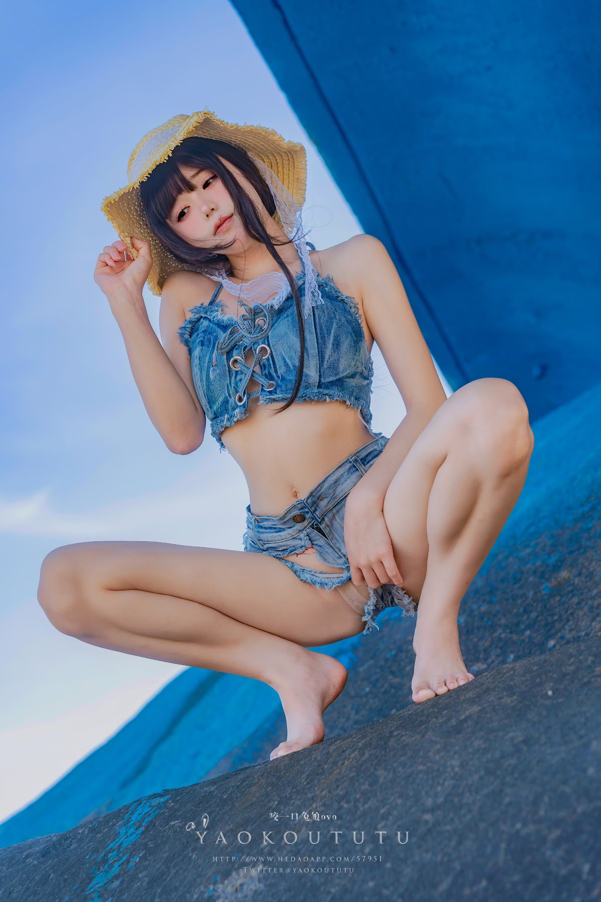 Coser@黏黏团子兔 – 海の夏日 Shotgun - P66