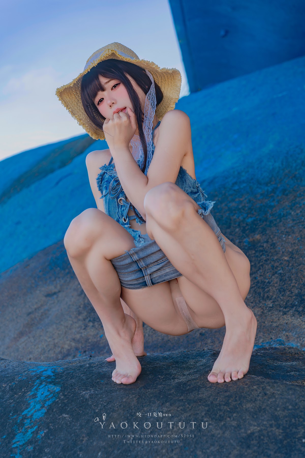 Coser@黏黏团子兔 – 海の夏日 Shotgun - P70