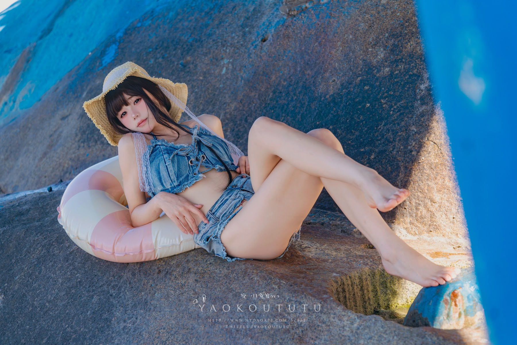 Coser@黏黏团子兔 – 海の夏日 Shotgun - P81