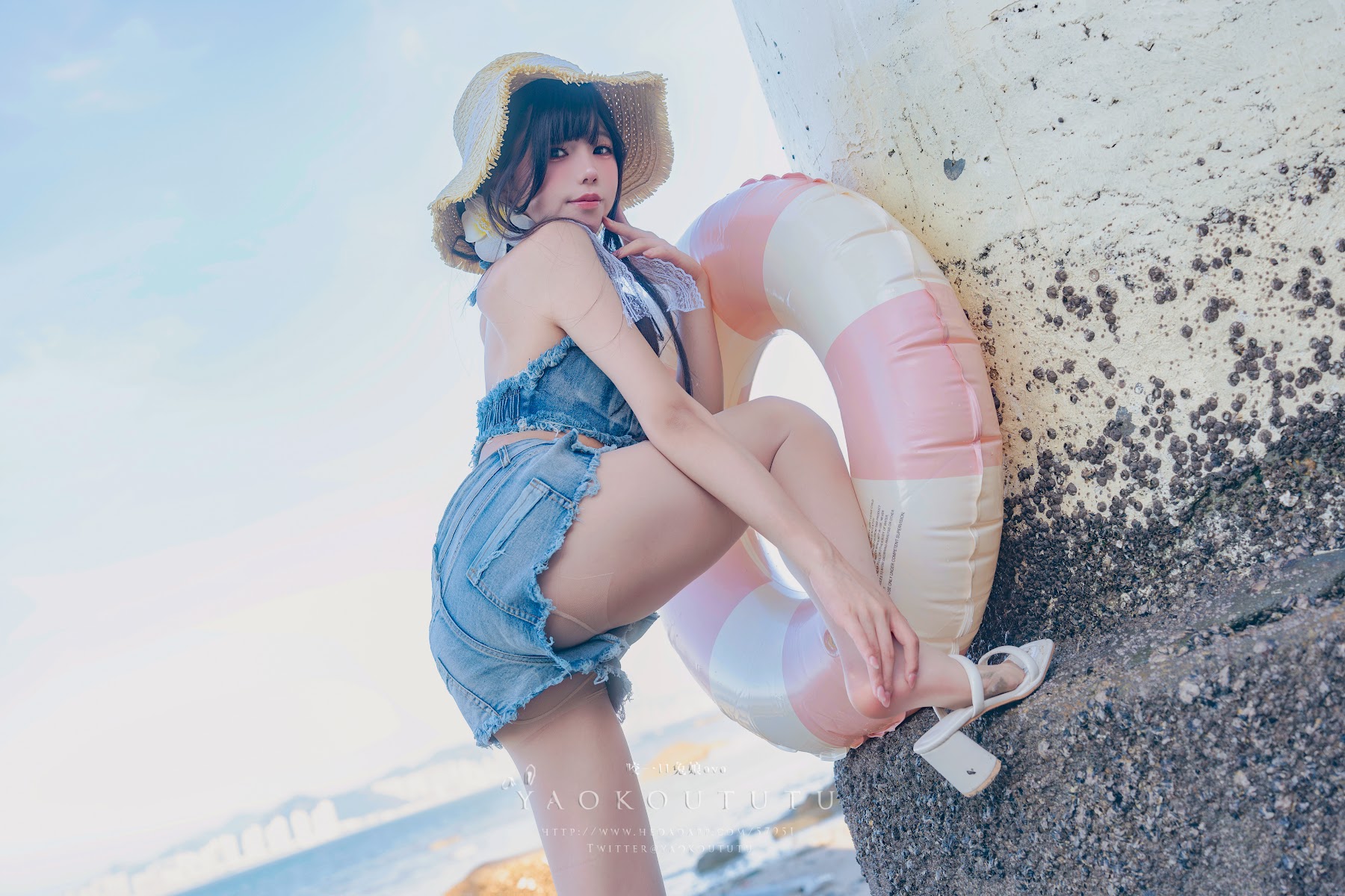 Coser@黏黏团子兔 – 海の夏日 Shotgun - P8