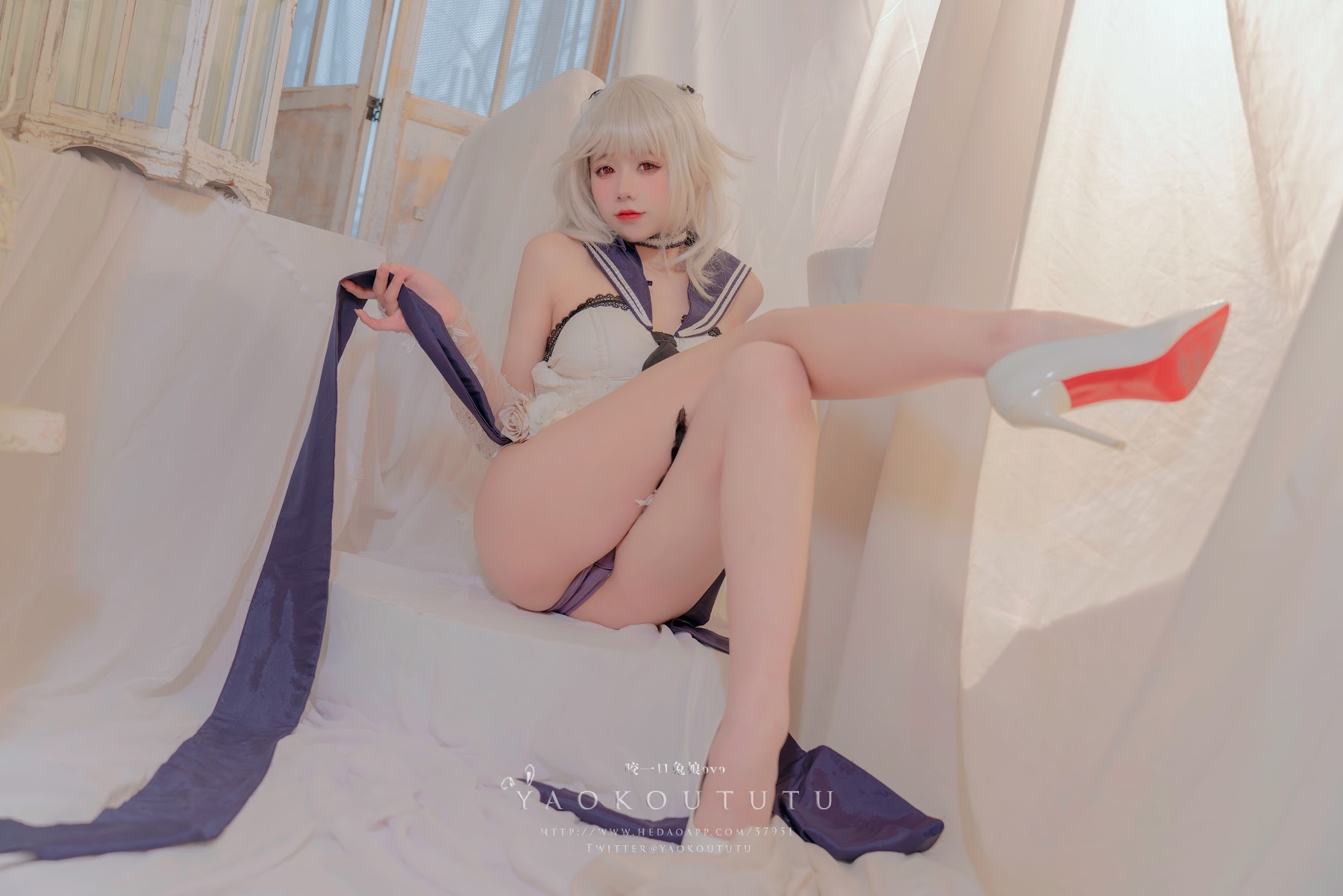 Coser@黏黏团子兔 – 梳妆的大小姐 – 可畏 - P15