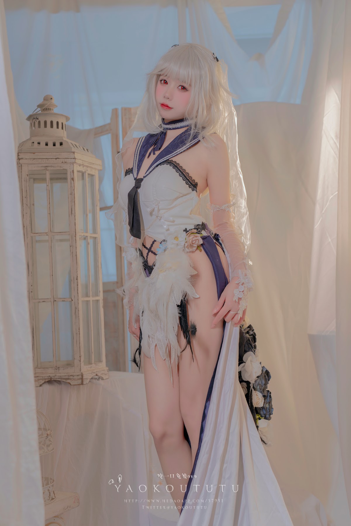 Coser@黏黏团子兔 – 梳妆的大小姐 – 可畏 - P29