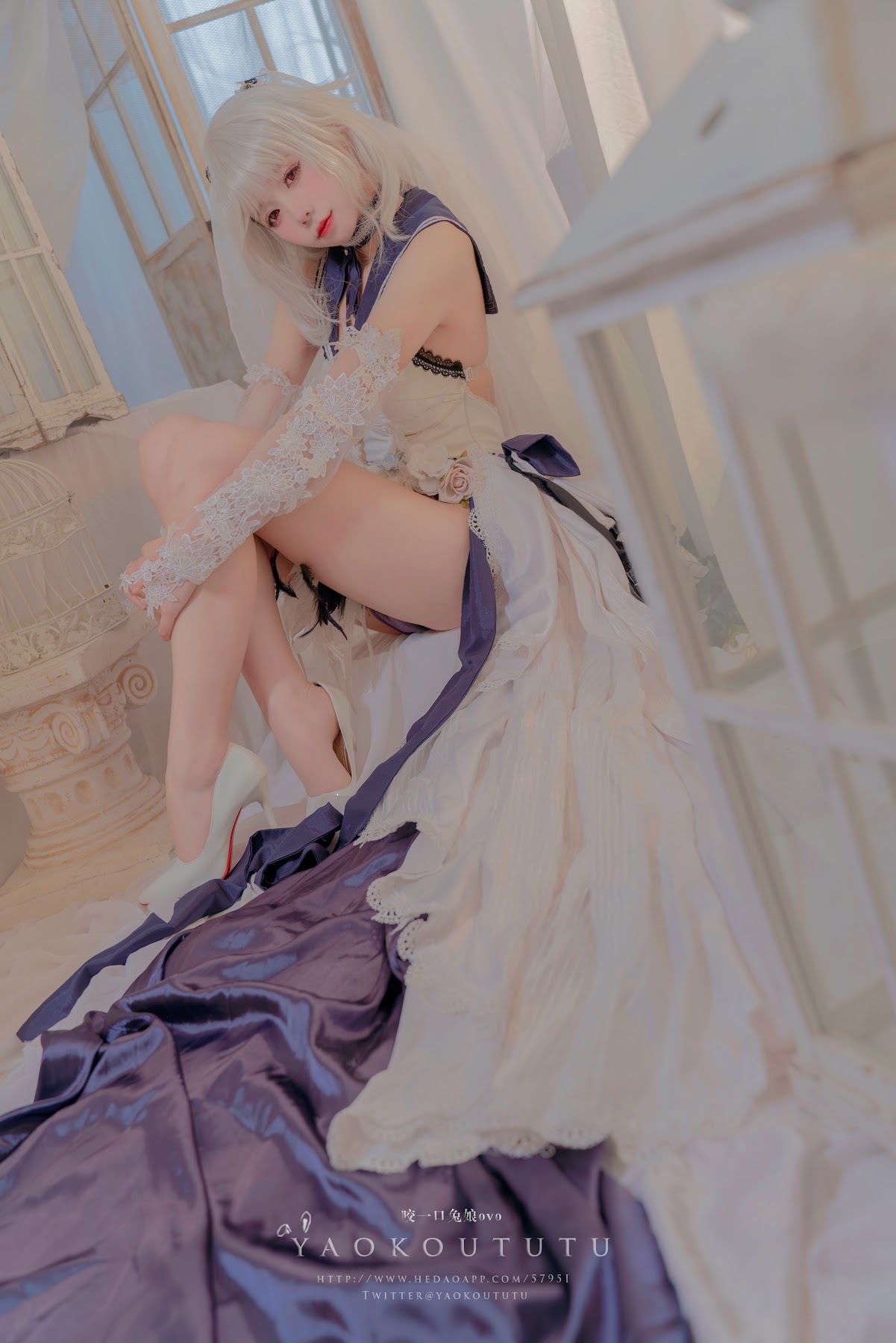 Coser@黏黏团子兔 – 梳妆的大小姐 – 可畏 - P40