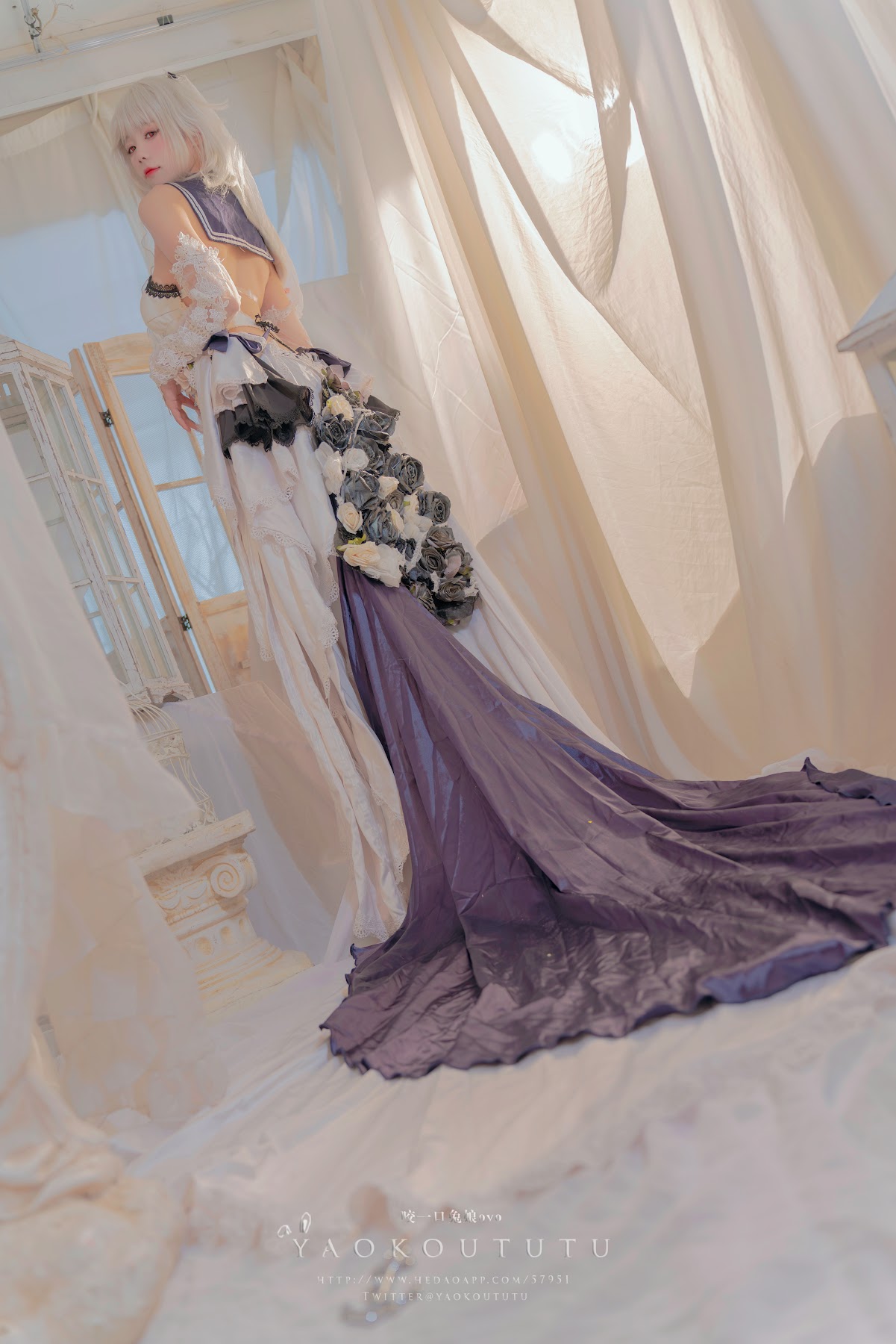 Coser@黏黏团子兔 – 梳妆的大小姐 – 可畏 - P48