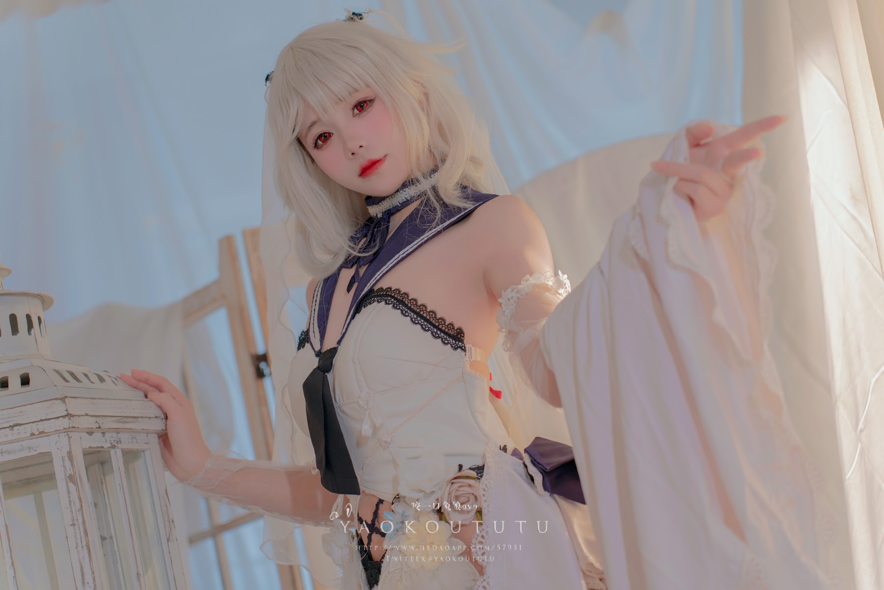 Coser@黏黏团子兔 – 梳妆的大小姐 – 可畏 - P52