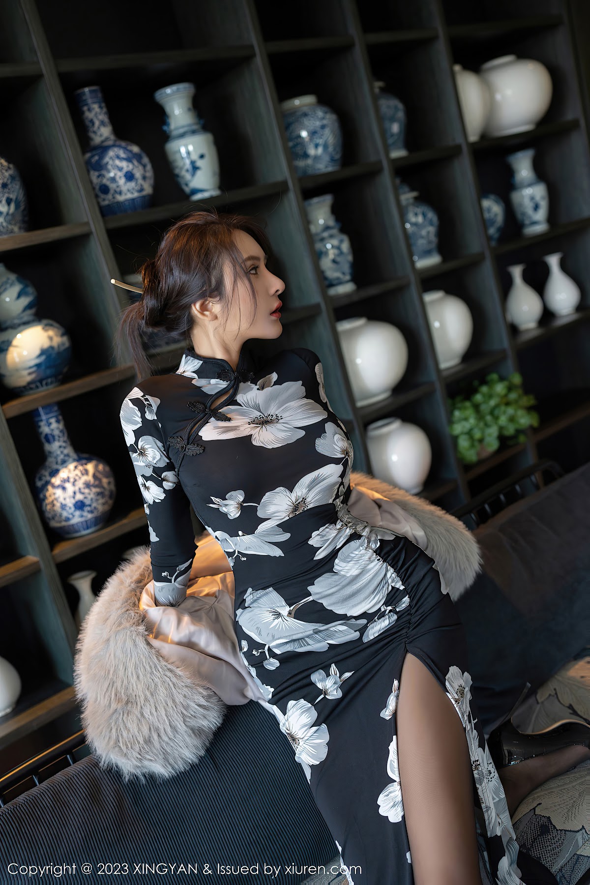 XingYan Vol.221 Emily尹菲 - P13