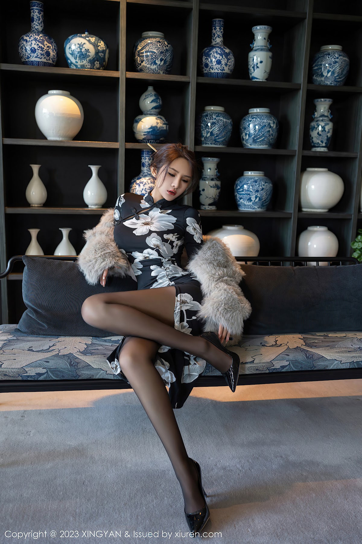XingYan Vol.221 Emily尹菲 - P14