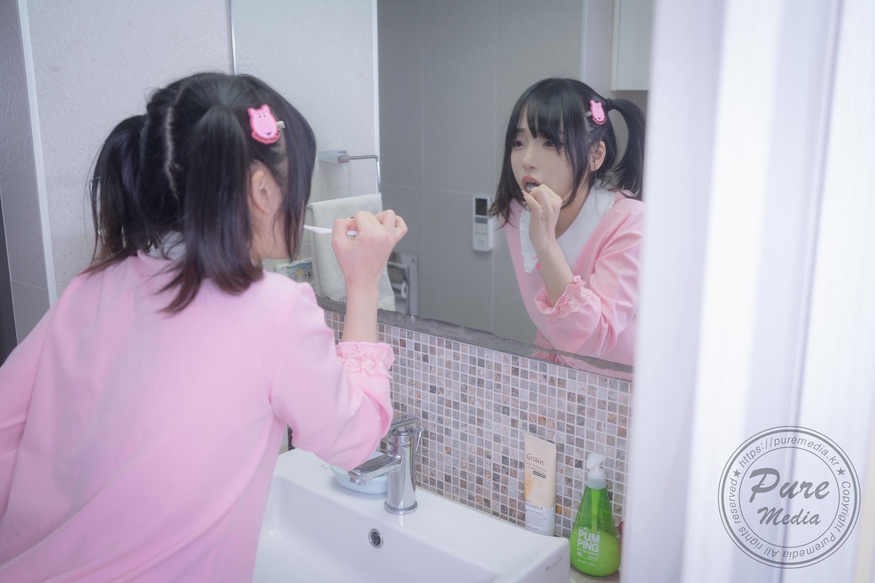 Pure Media Vol.266 Jelly (젤리) – Cutie Rabbit & Pink Hole - P137