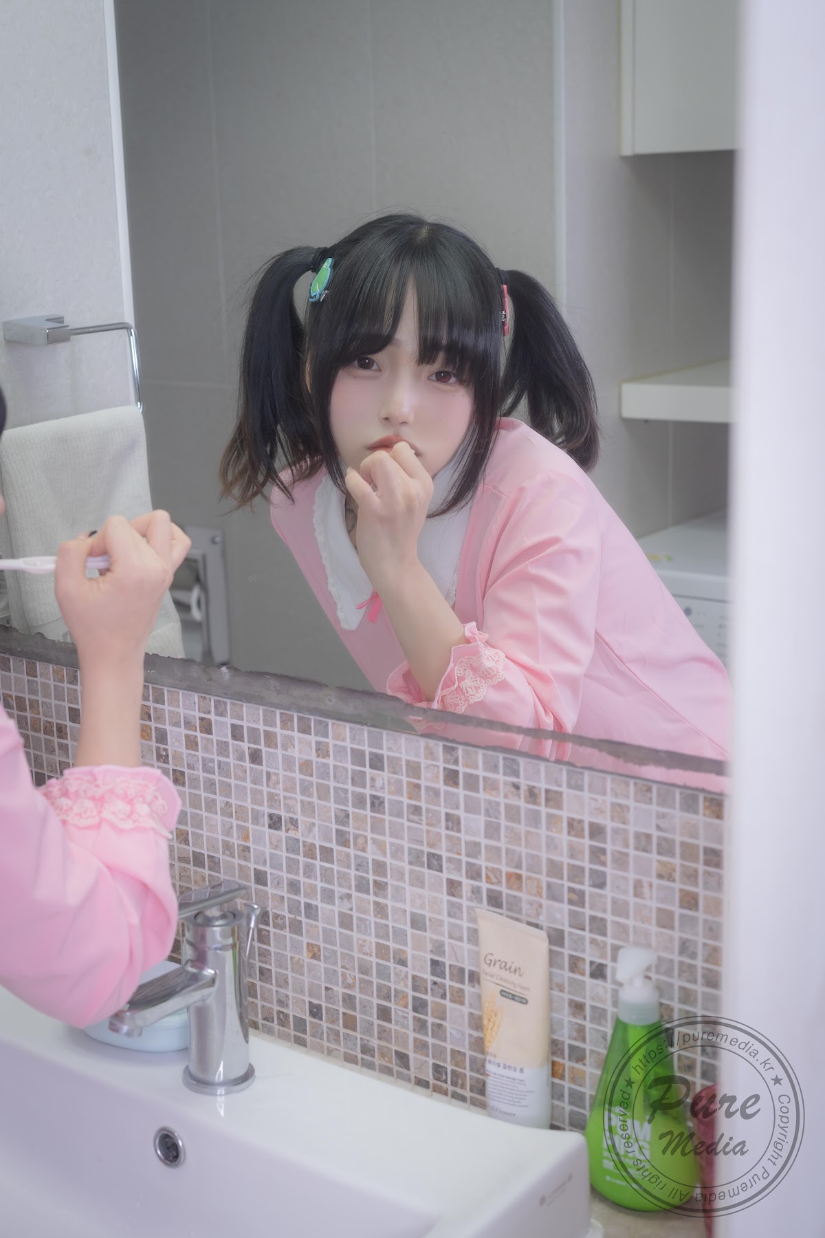 Pure Media Vol.266 Jelly (젤리) – Cutie Rabbit & Pink Hole - P138