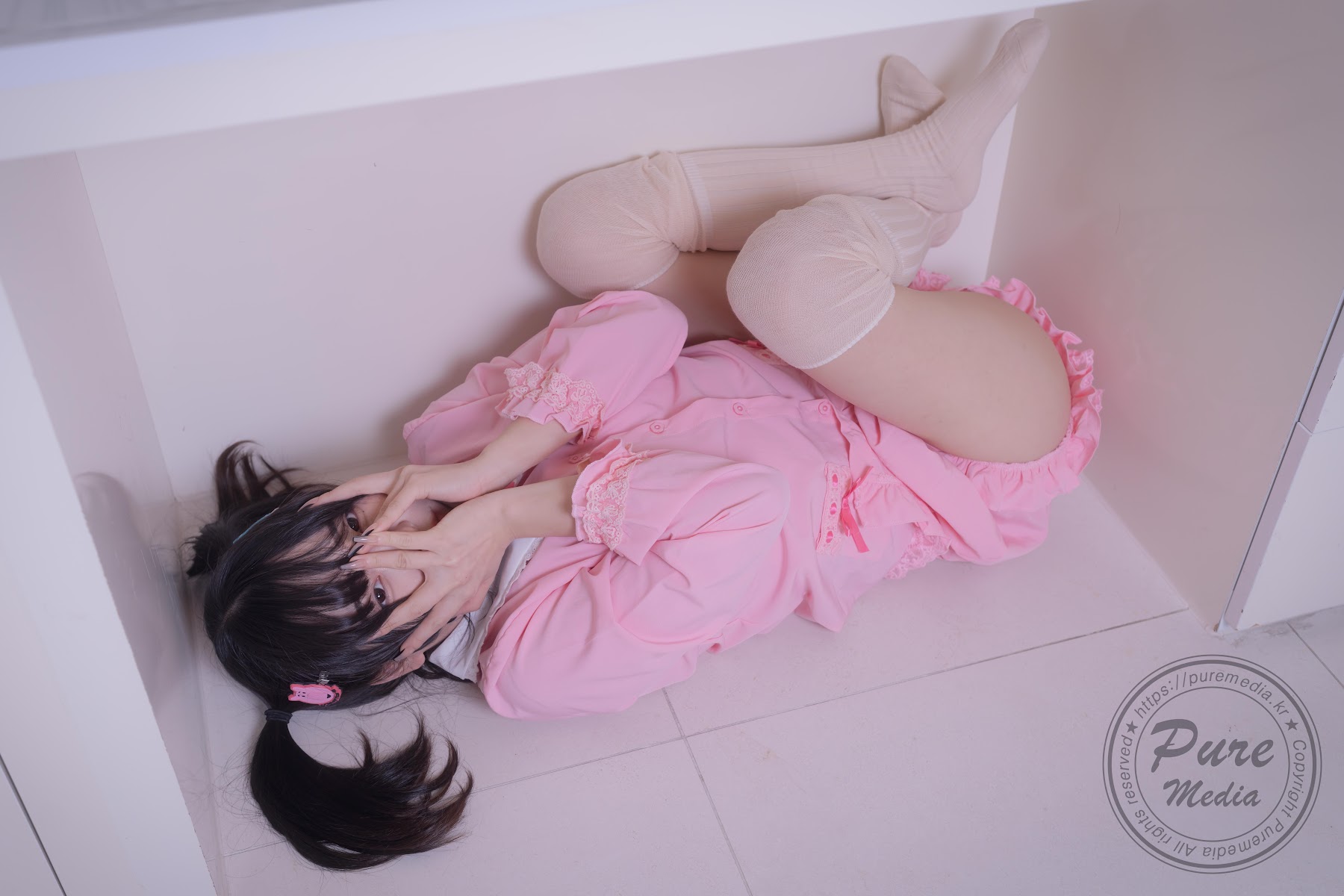 Pure Media Vol.266 Jelly (젤리) – Cutie Rabbit & Pink Hole - P143