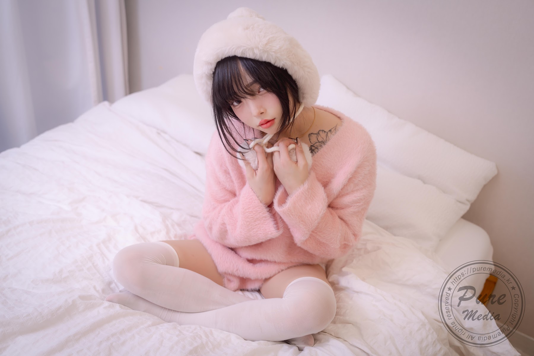 Pure Media Vol.266 Jelly (젤리) – Cutie Rabbit & Pink Hole - P18
