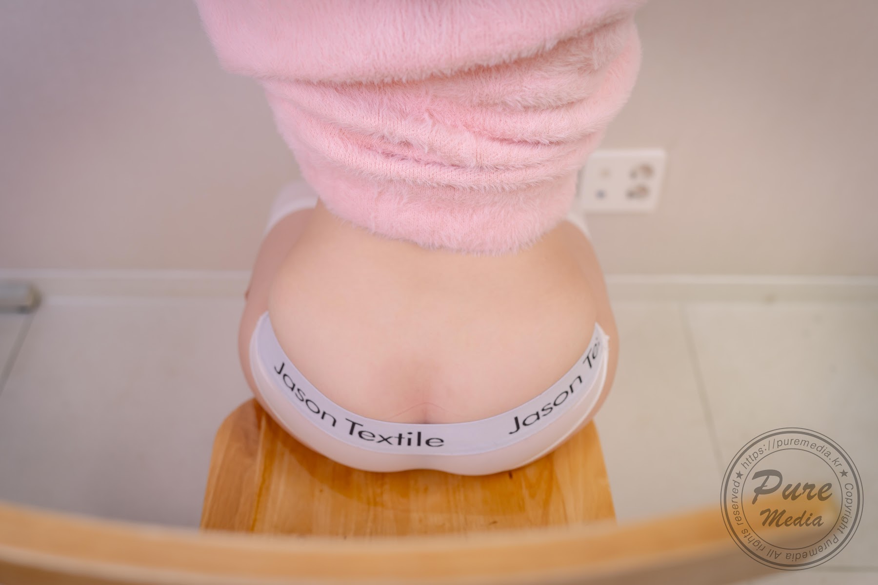 Pure Media Vol.266 Jelly (젤리) – Cutie Rabbit & Pink Hole - P47
