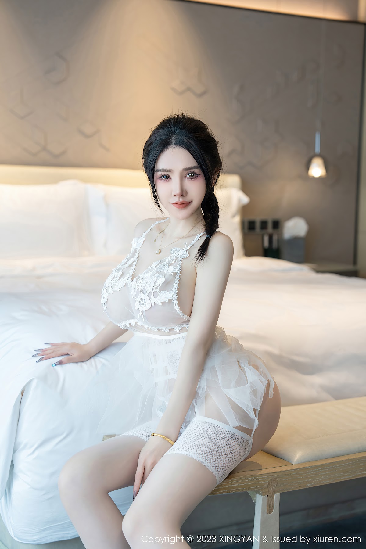 XingYan Vol.196 Pan Jiaojiao (潘娇娇) - P4