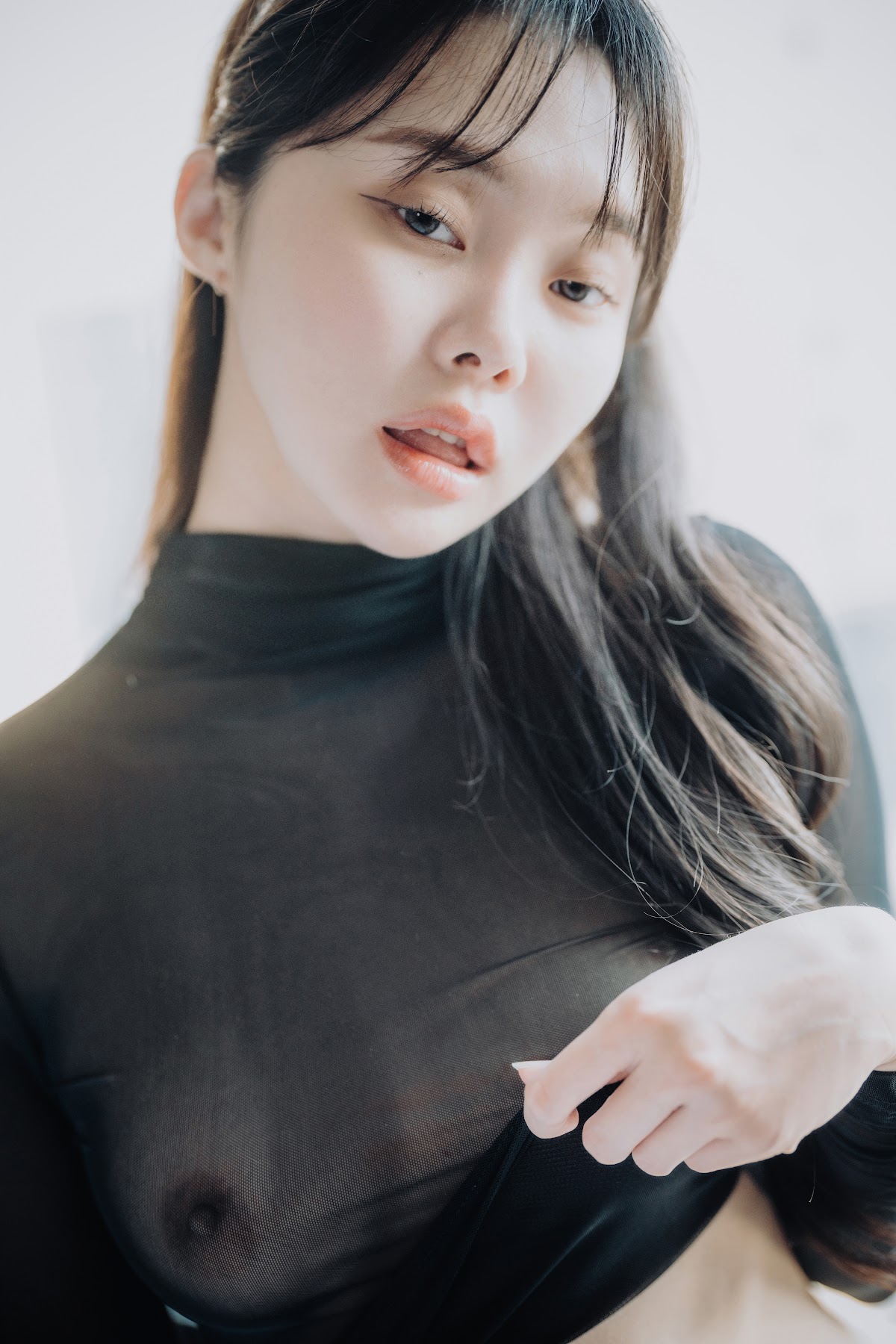 DJAWA Photo – Inah (이나) – Romantic Lines Vol.2 - P151