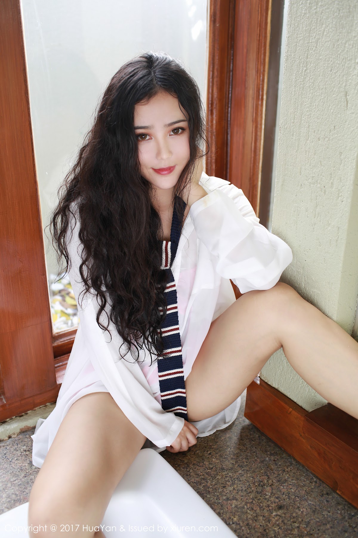 HuaYan Vol.028 Manuela (玛鲁娜) - P17