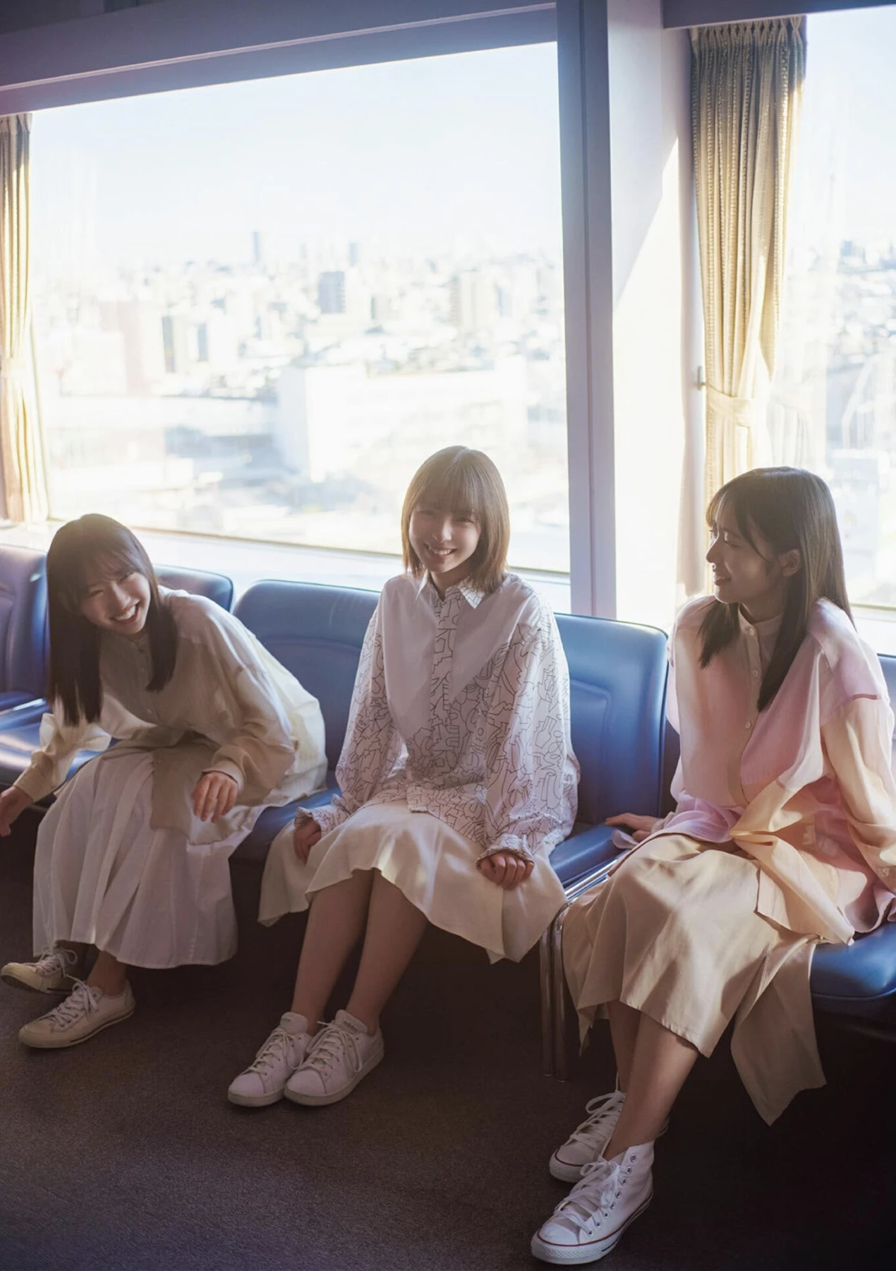正源司陽子&藤嶌果歩&渡辺莉奈, B.L.T. 2026.03 (ビー・エル・ティー 2026年3月号) - P19