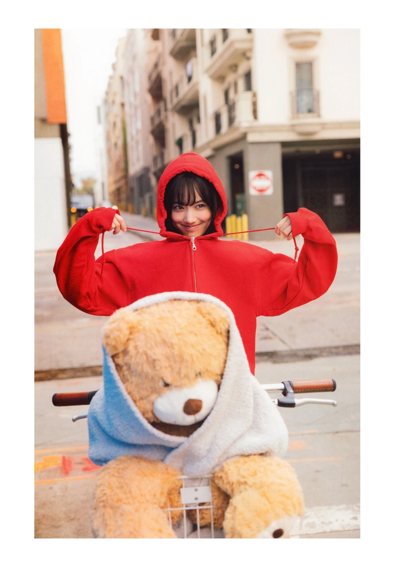 Mizuki Yamashita 山下美月, 2nd写真集 「ヒロイン」 Set.03 - P1