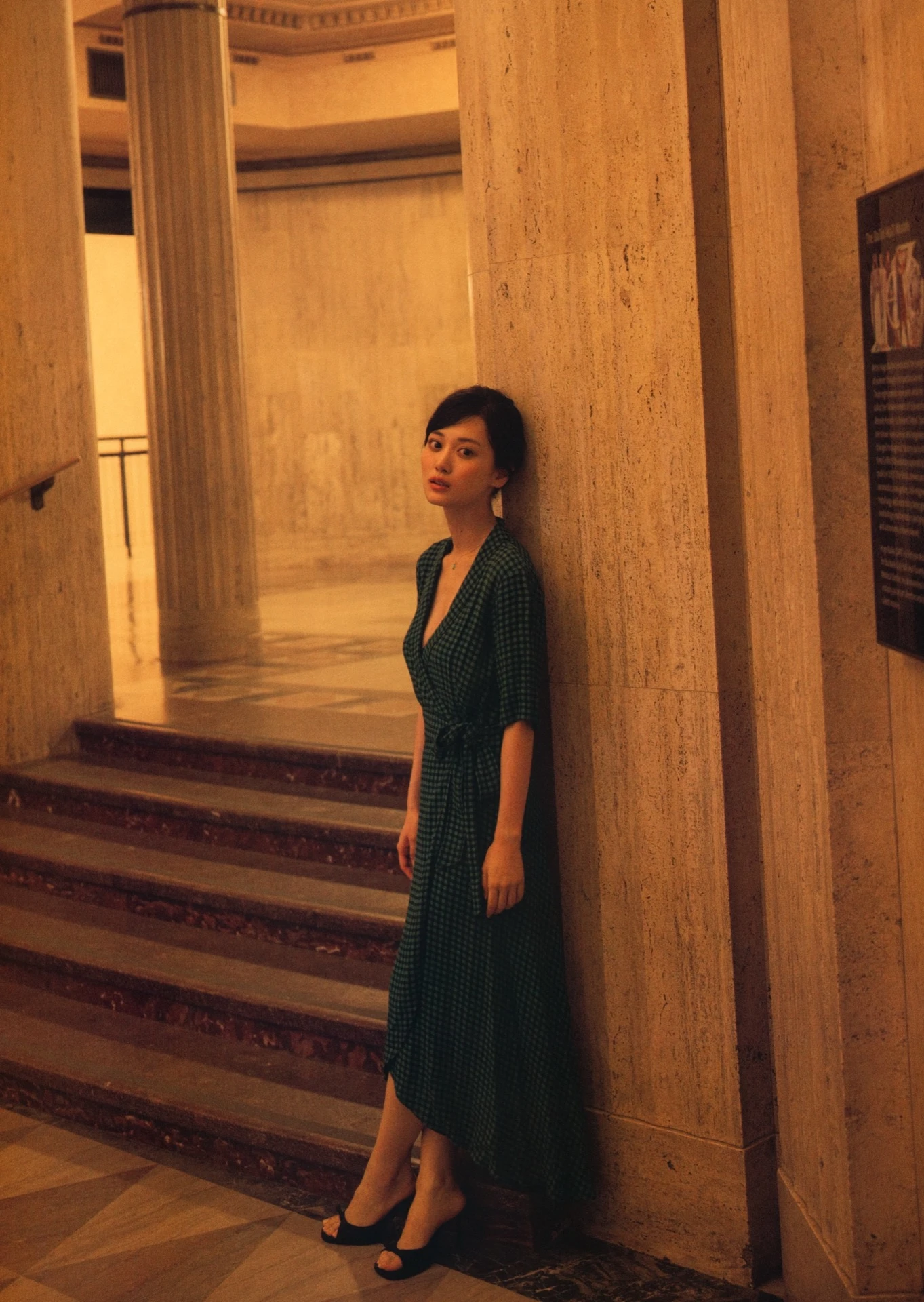 Mizuki Yamashita 山下美月, 2nd写真集 「ヒロイン」 Set.03 - P23