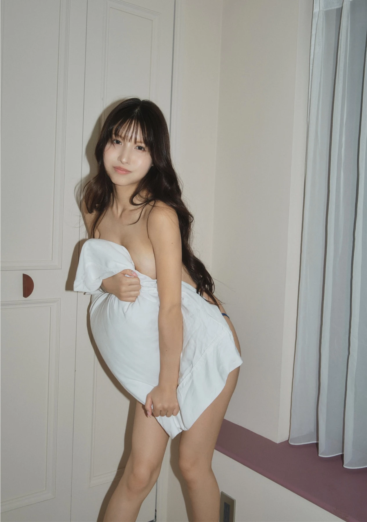 Momo Sakura 桜空もも, 写真集 「Trance Retinal とられち」 Set.02 - P49