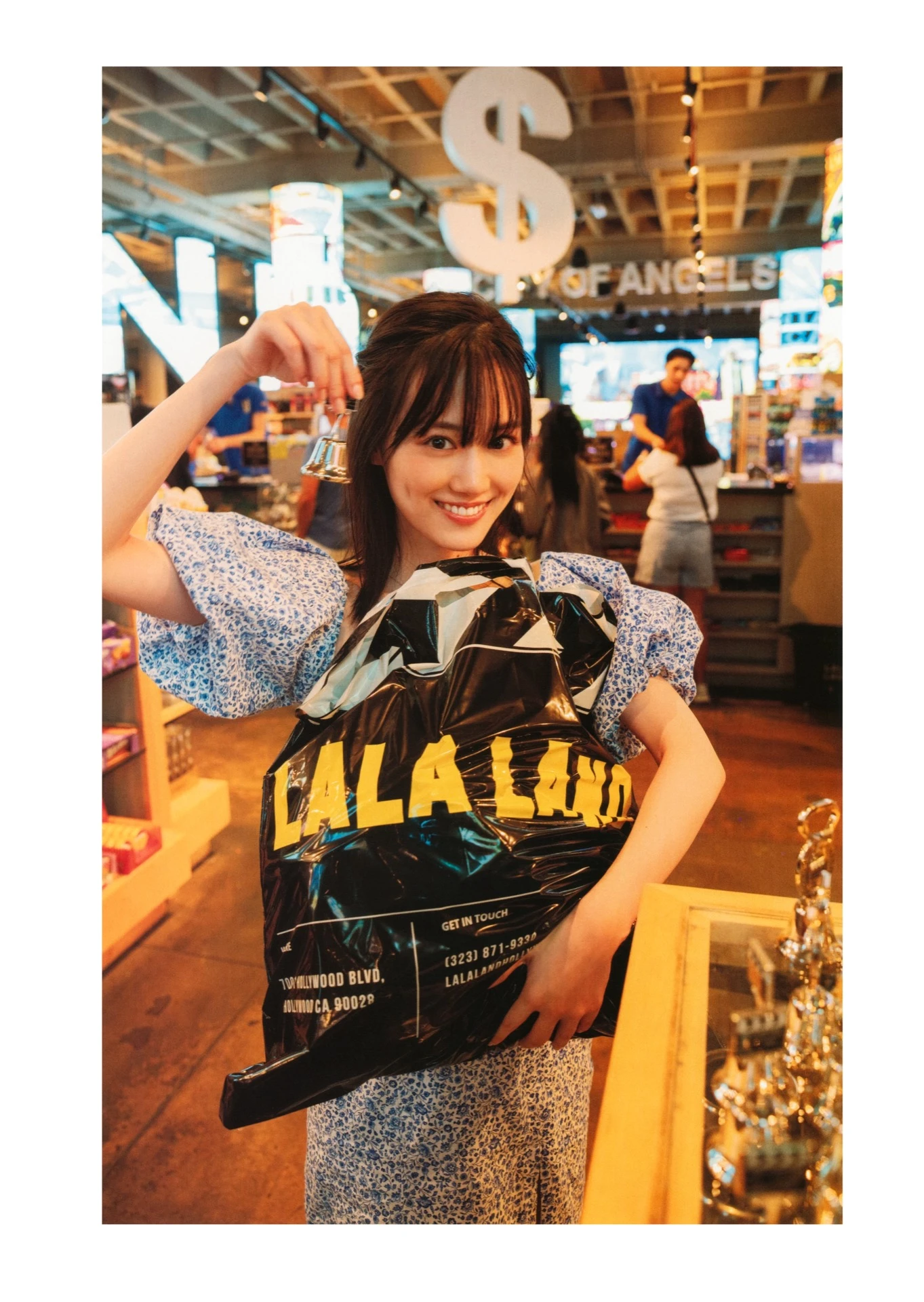 Mizuki Yamashita 山下美月, 2nd写真集 「ヒロイン」 Set.04 - P18