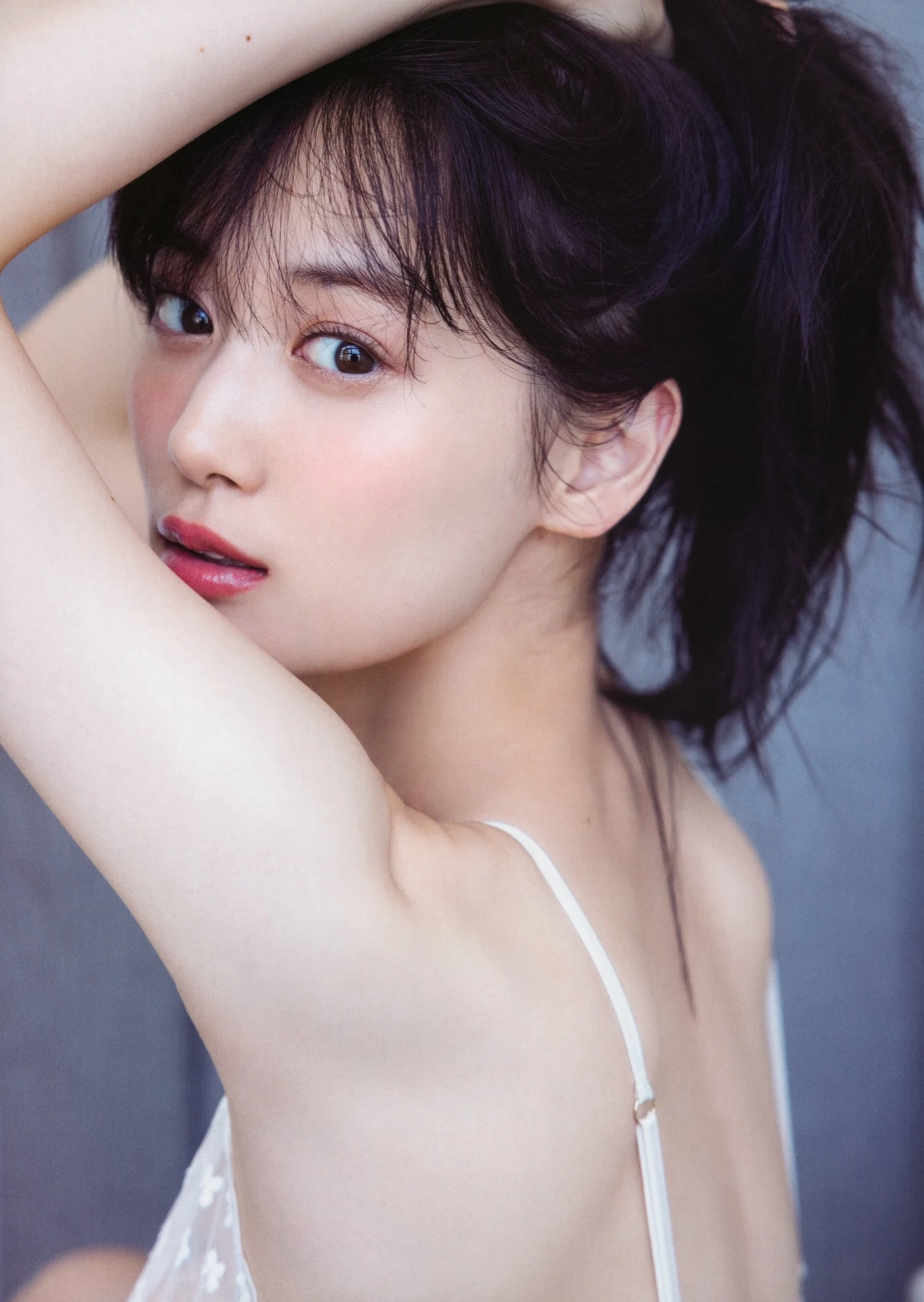 Mizuki Yamashita 山下美月, 2nd写真集 「ヒロイン」 Set.04 - P25