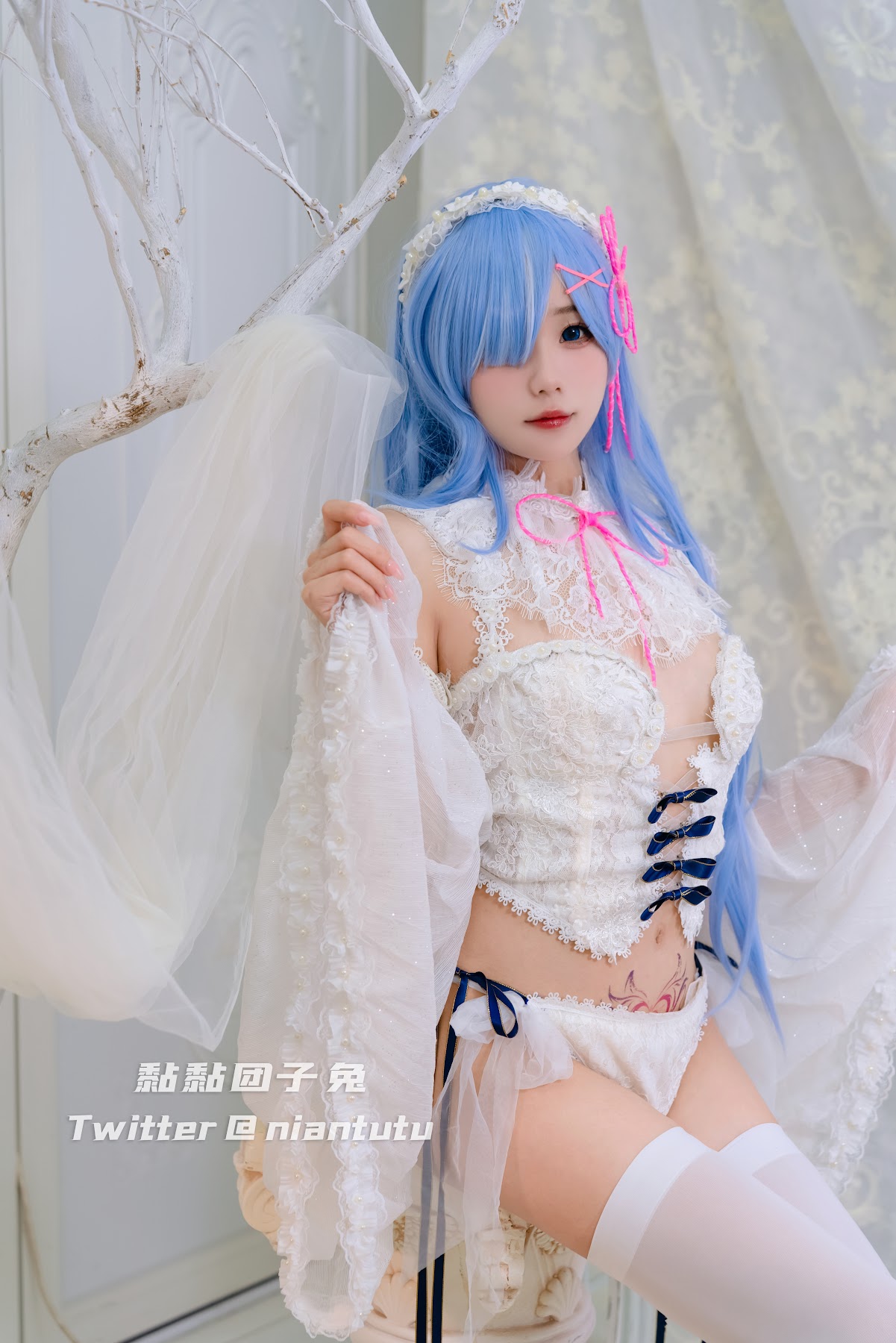 Coser@黏黏团子兔 – 长发蕾姆 - P16