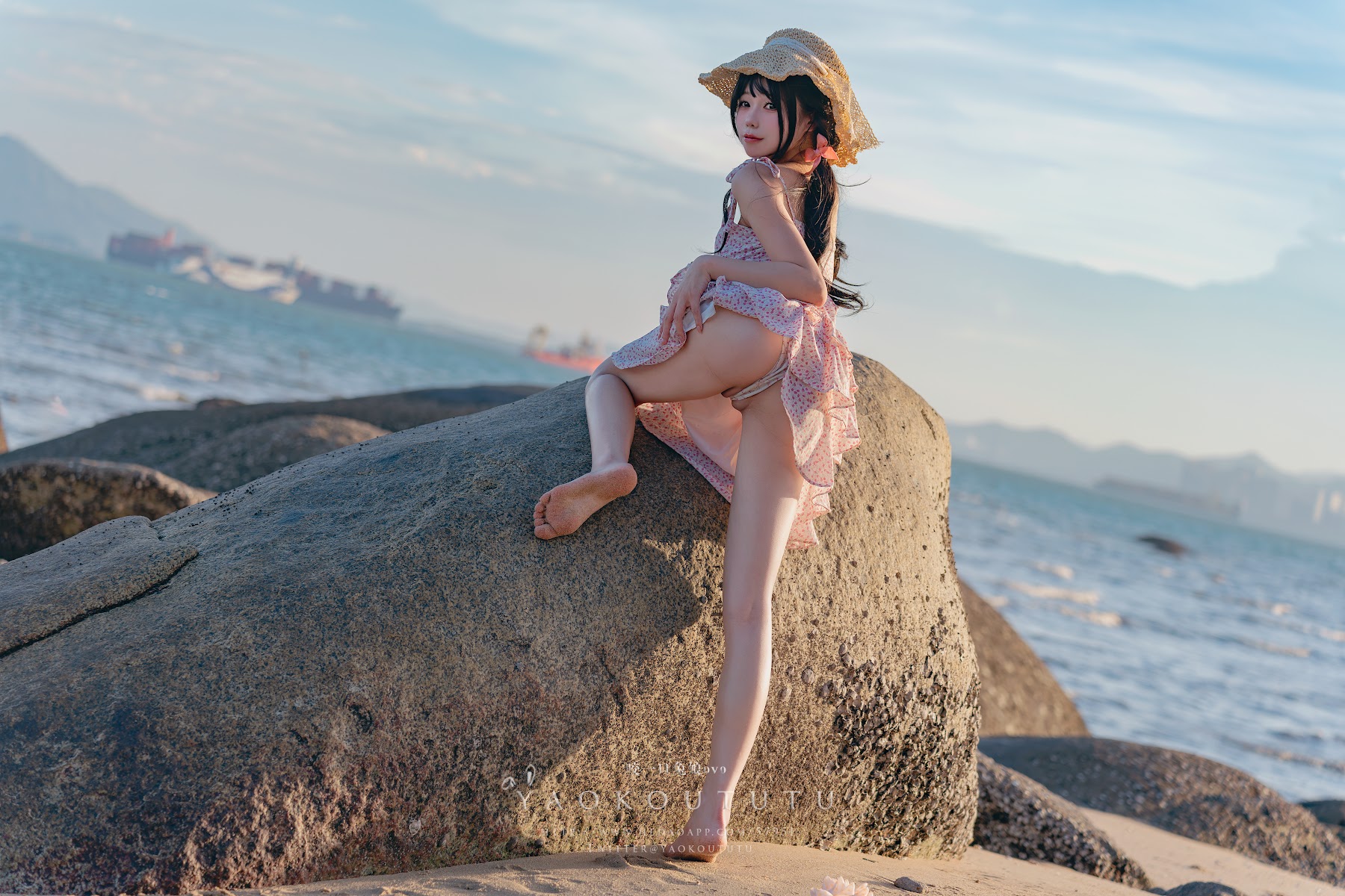 Coser@黏黏团子兔 – 邻家小妹&日不落 - P29