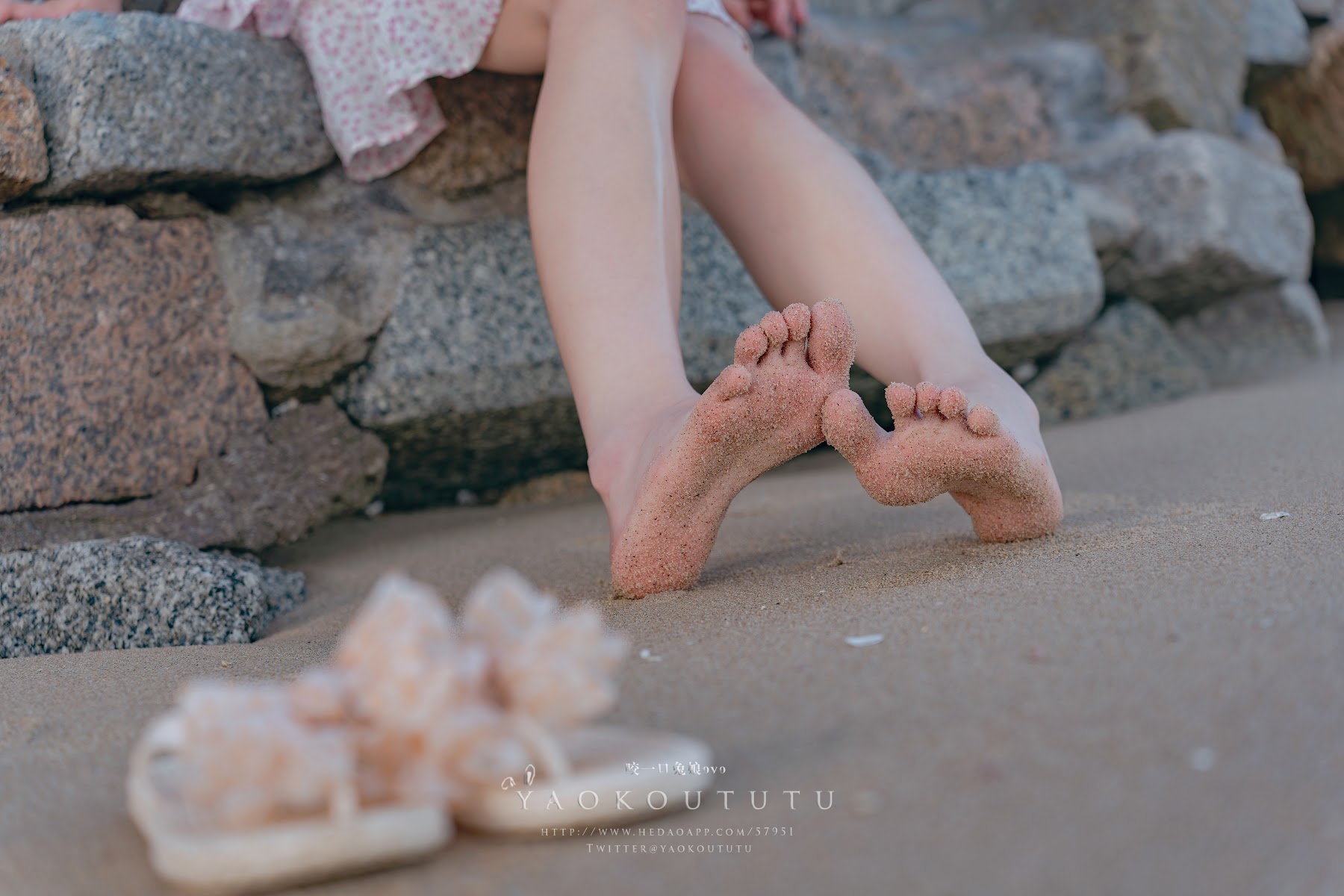 Coser@黏黏团子兔 – 邻家小妹&日不落 - P32