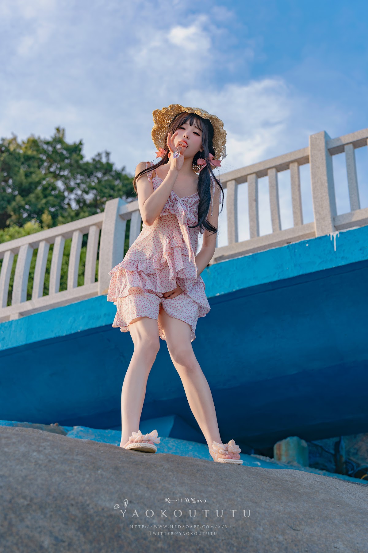 Coser@黏黏团子兔 – 邻家小妹&日不落 - P43