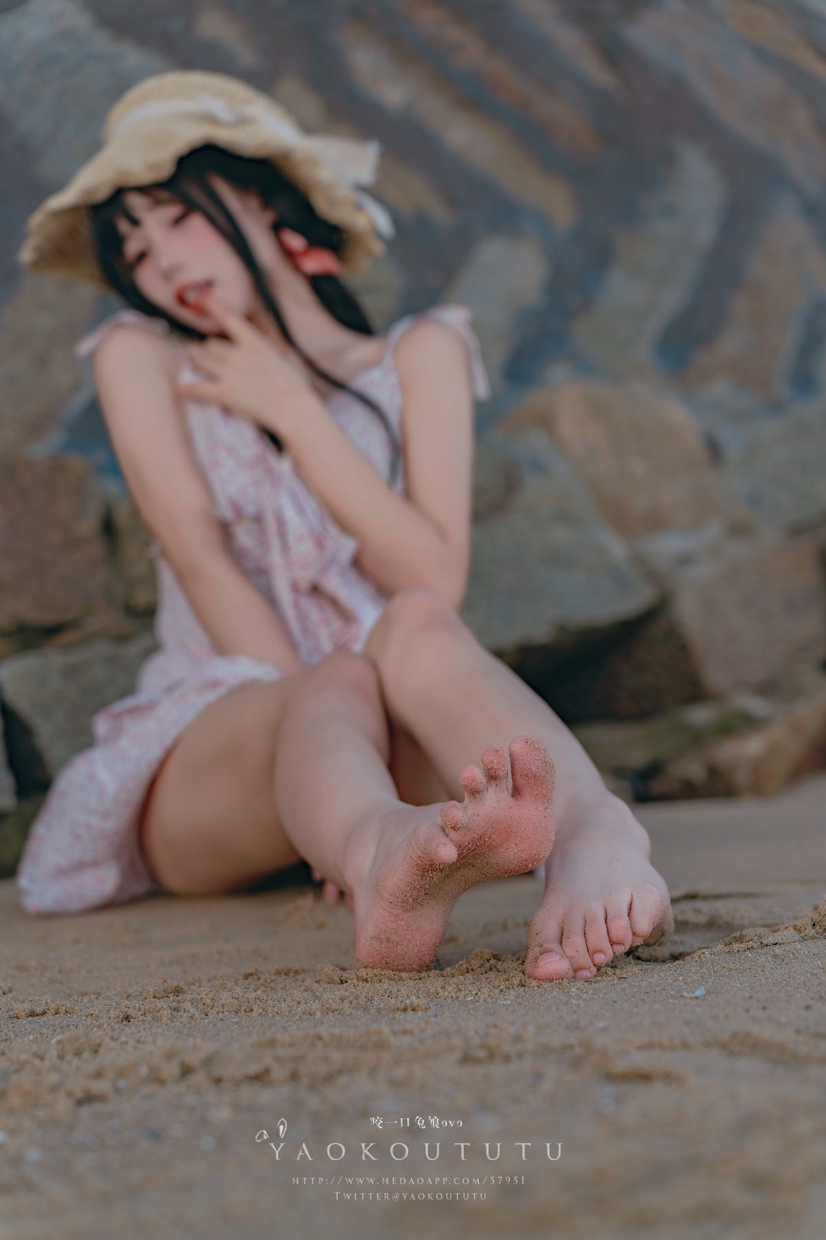 Coser@黏黏团子兔 – 邻家小妹&日不落 - P51
