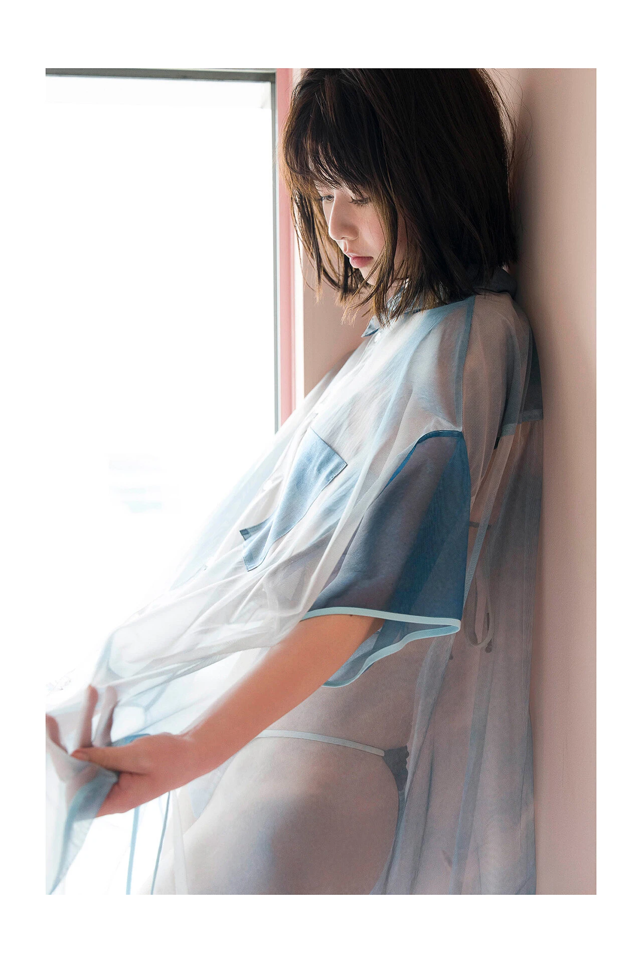 Yuzuha Saeki 冴木柚葉, FLASHデジタル写真集 「Lumiere」 Set.01 - P2