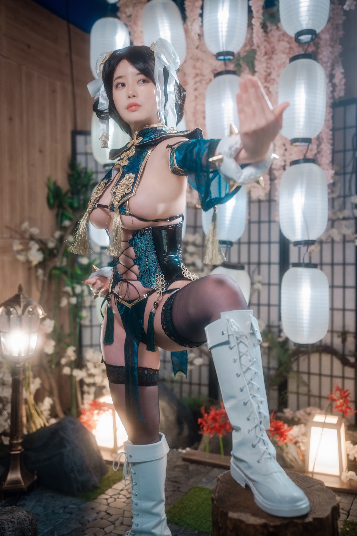 DJAWA Photo – ZziZzi – ChunLi The Fighter - P13