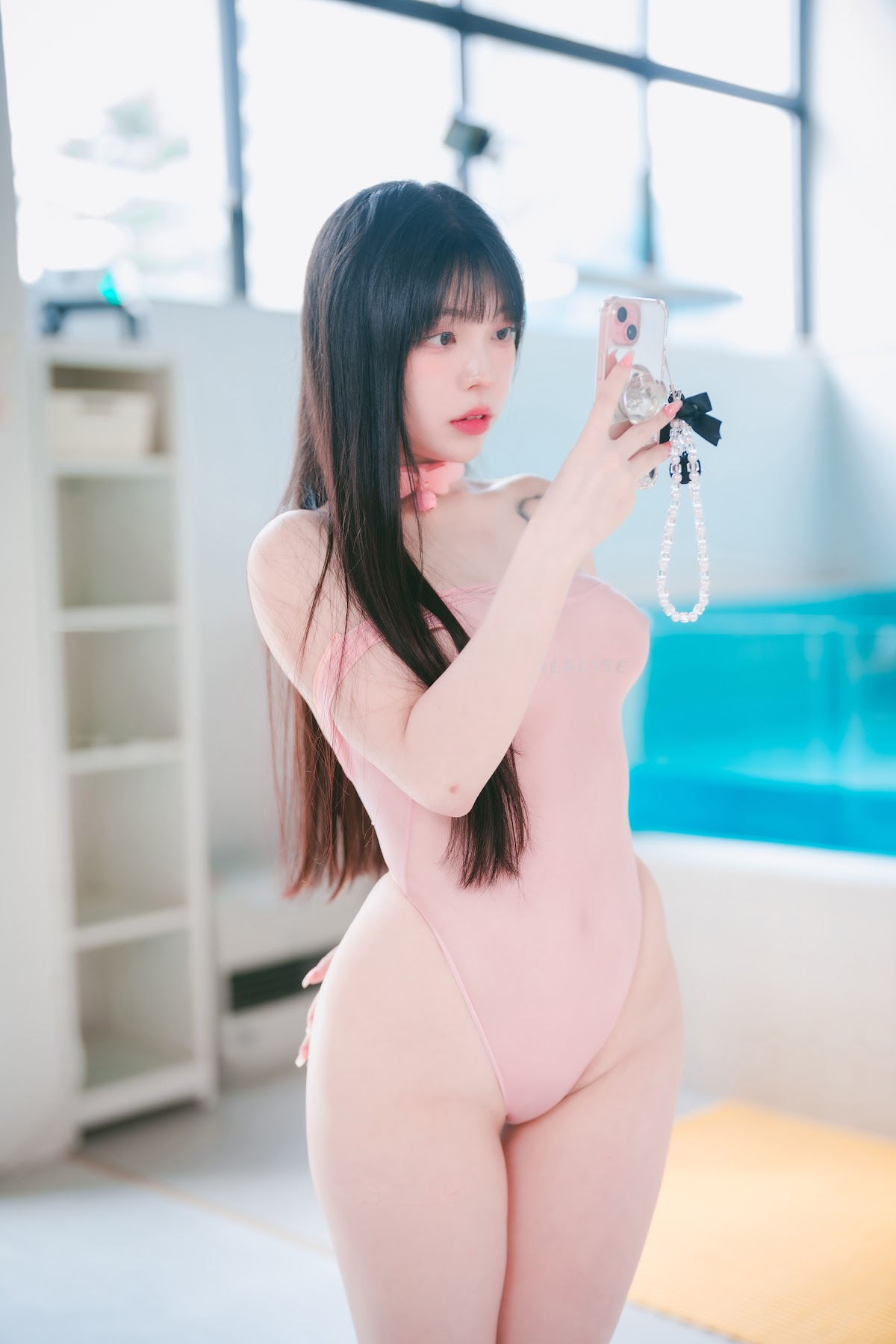 DJAWA Photo – Yudi (유디) – Pink Bunny & Black Cat - P65