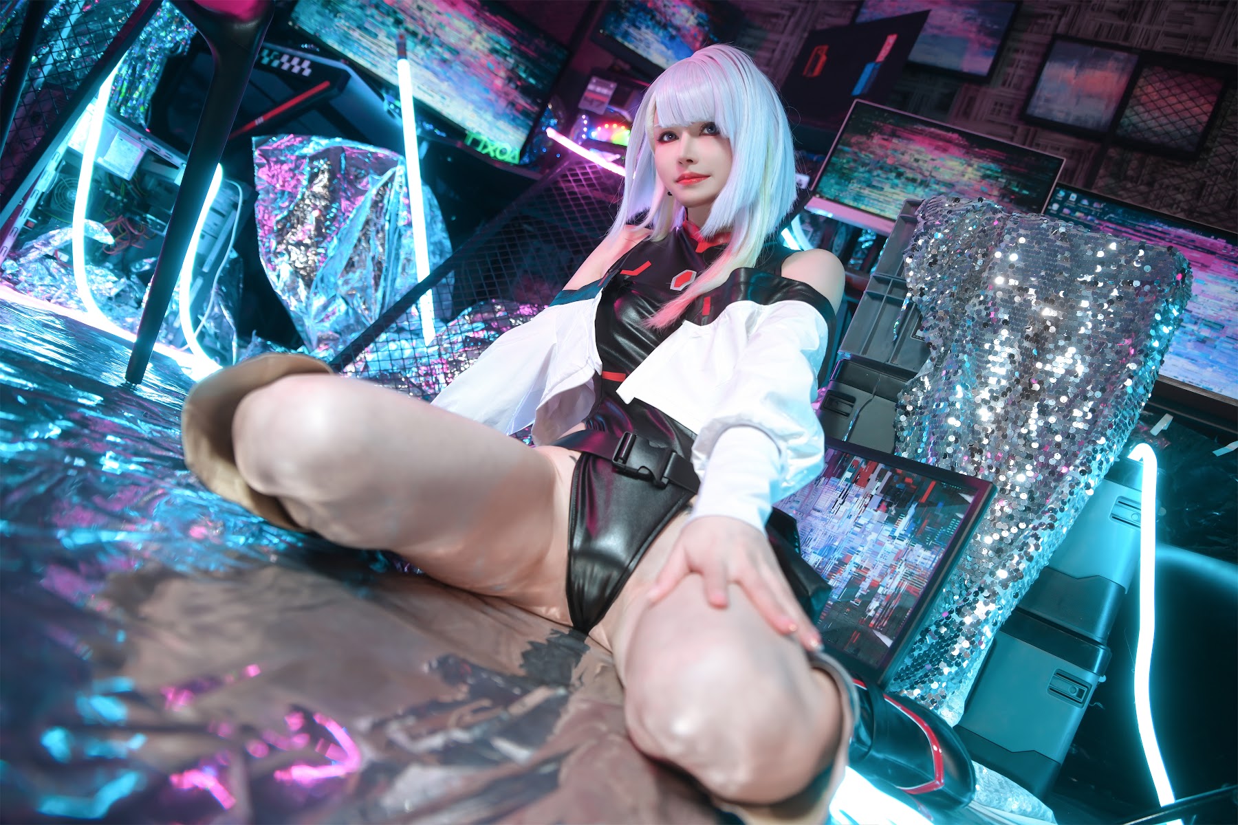 Coser@鹿八岁 – 赛博朋克：边缘行者 露西 - P2