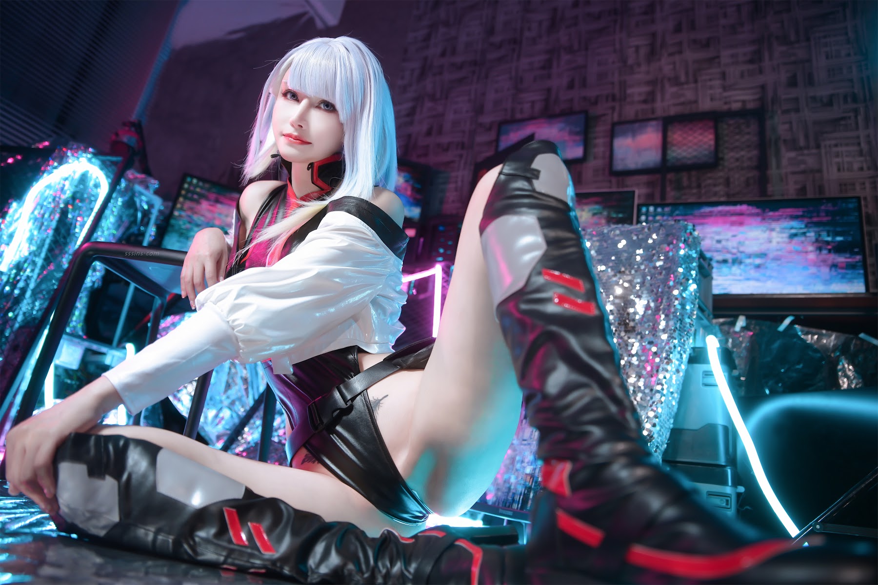 Coser@鹿八岁 – 赛博朋克：边缘行者 露西 - P59