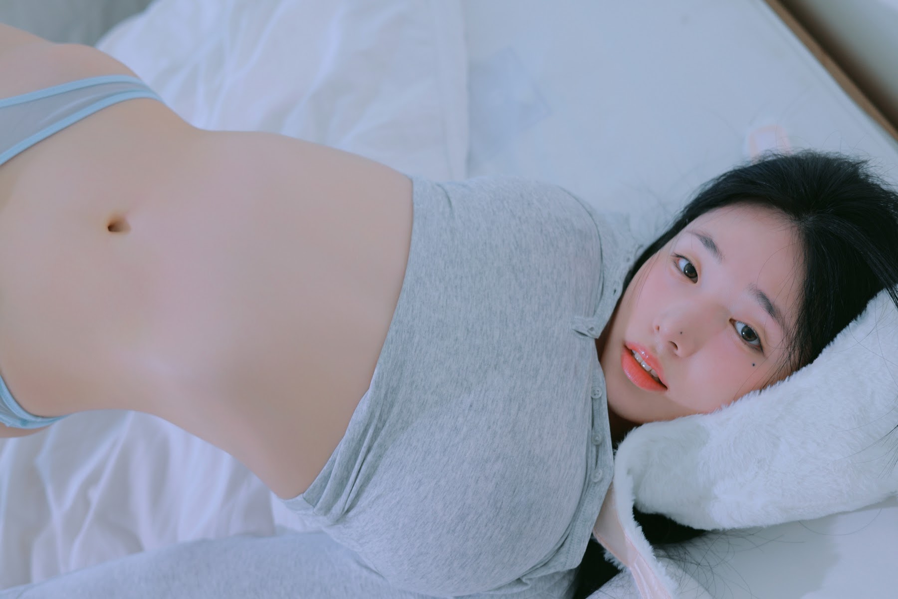 Yeon Woo (연우) – Terrace (+S.Ver) - P46