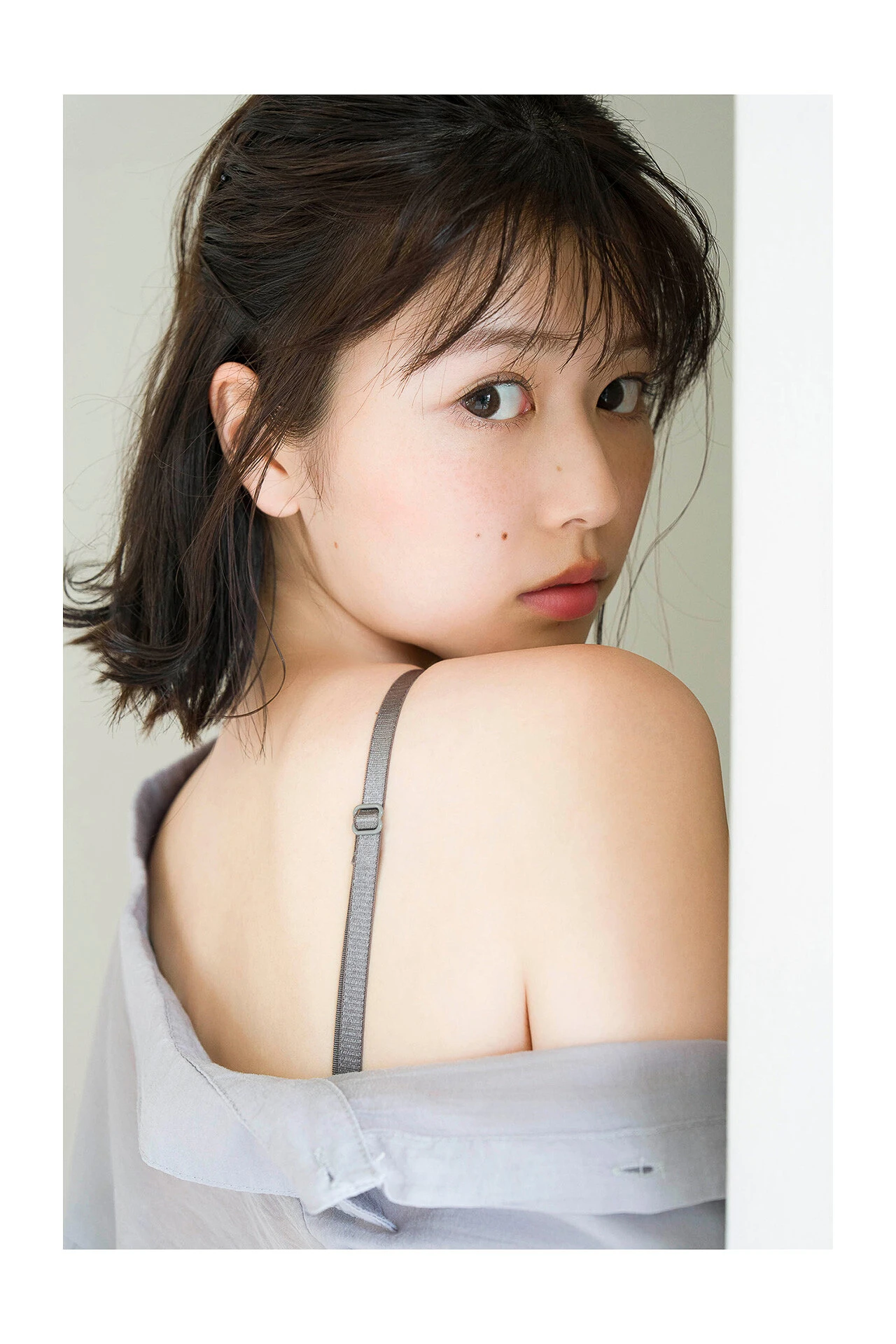 Yuzuha Saeki 冴木柚葉, FLASHデジタル写真集 「Lumiere」 Set.02 - P24