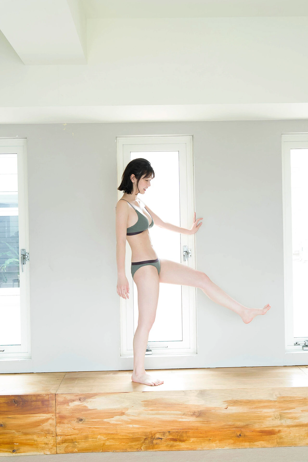 Yuzuha Saeki 冴木柚葉, FLASHデジタル写真集 「Lumiere」 Set.02 - P26