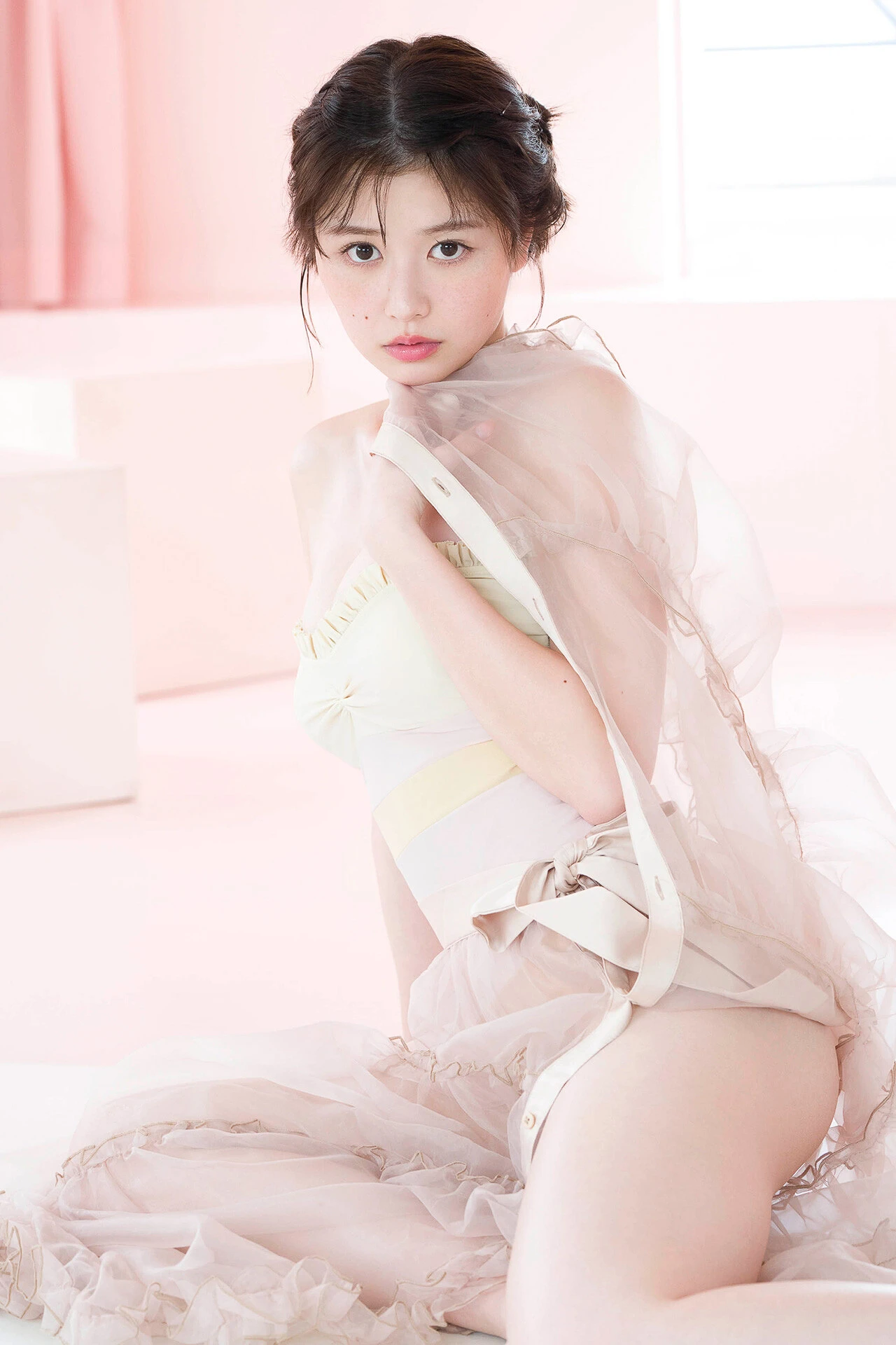 Yuzuha Saeki 冴木柚葉, FLASHデジタル写真集 「Lumiere」 Set.02 - P3