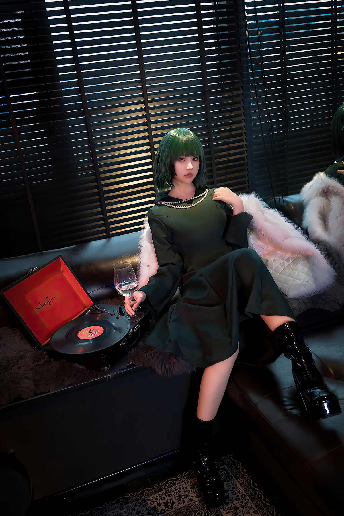 Coser@年年Nnian – 地狱吹雪 - P32