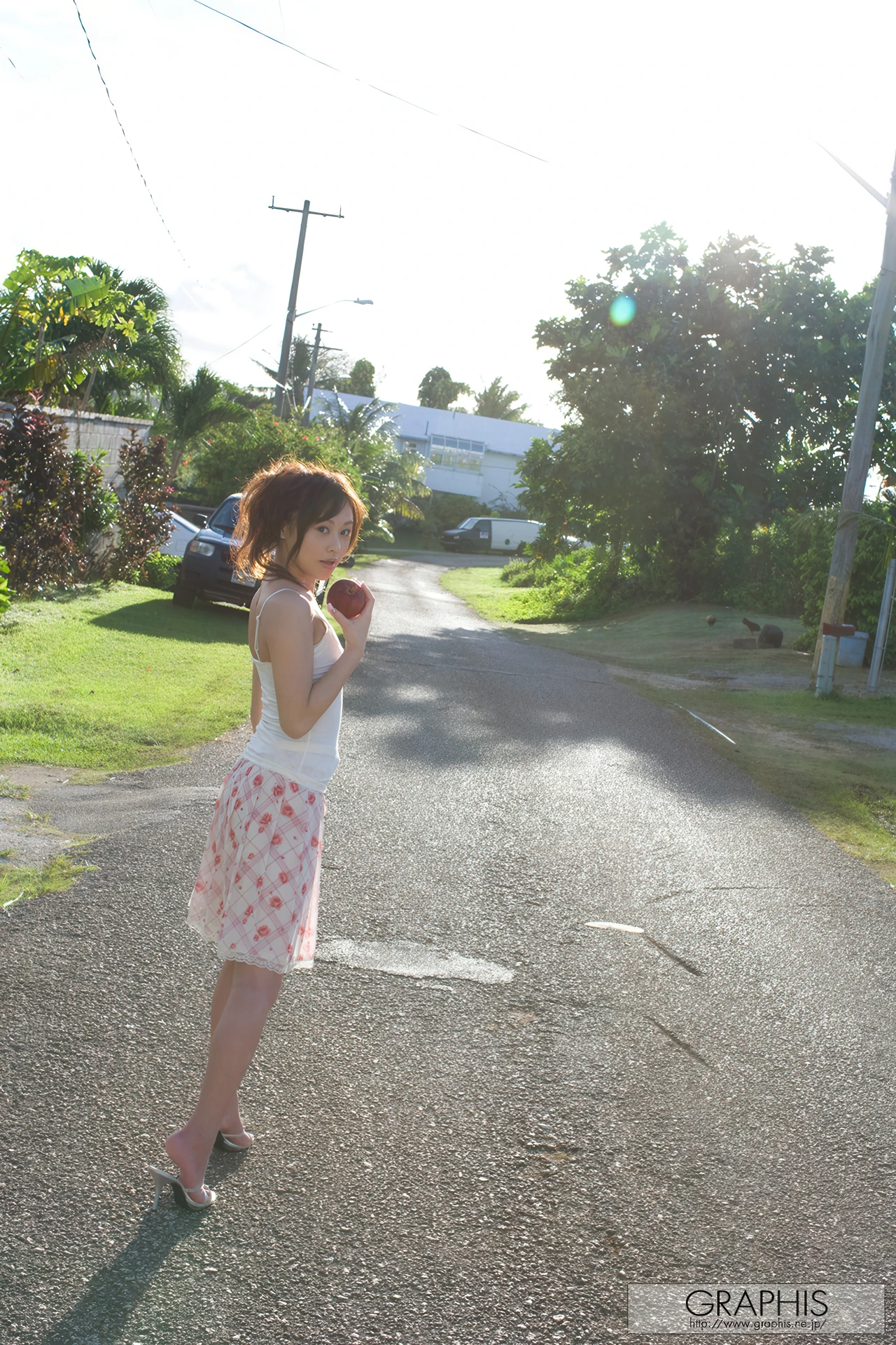 Miina Yoshihara 吉原ミィナ, Graphis First Gravure 初脱ぎ娘 Set.01 - P1